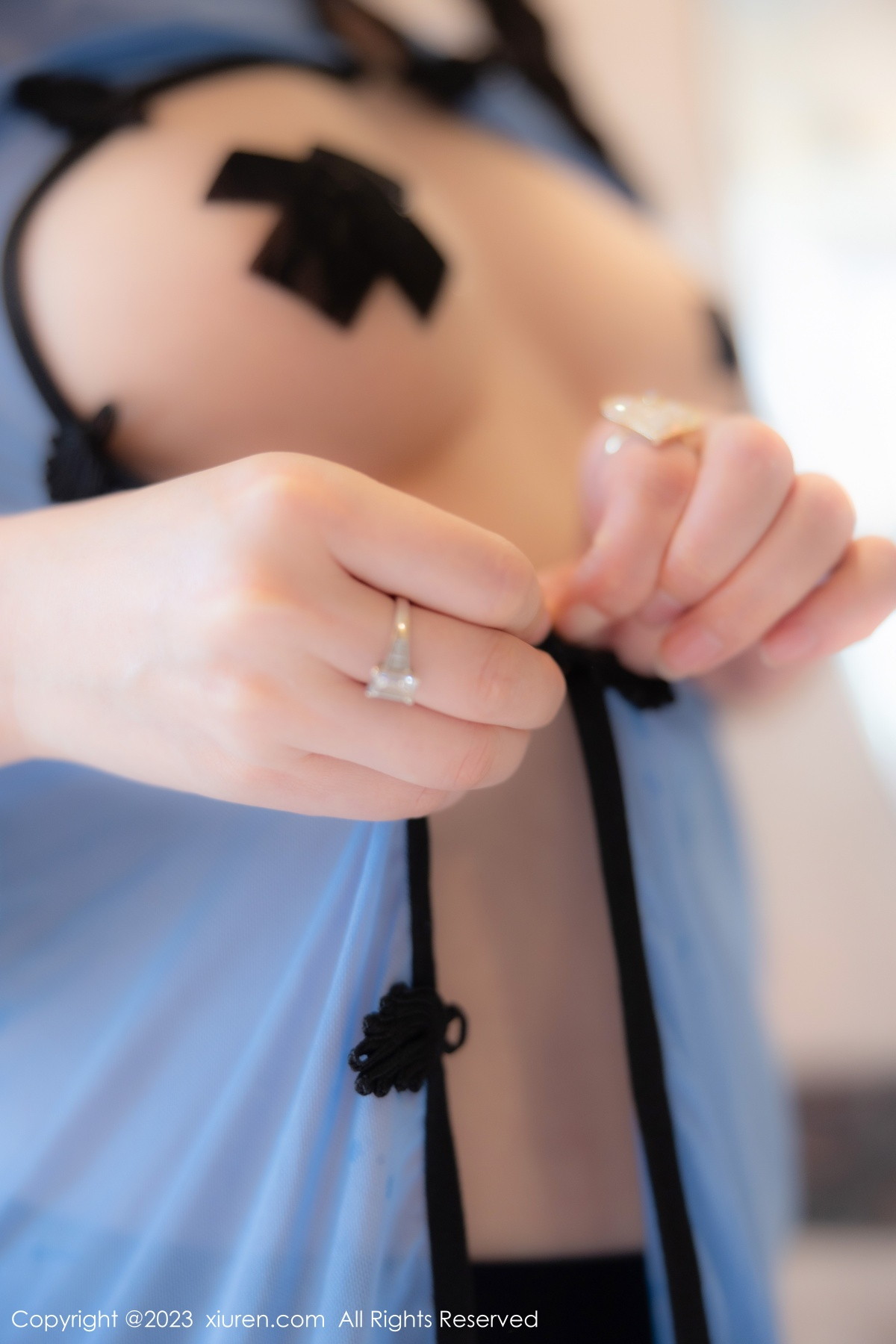 [XiuRen]高清写真图 2023.09.08 No.7357 诗诗kiki 旗袍美腿
