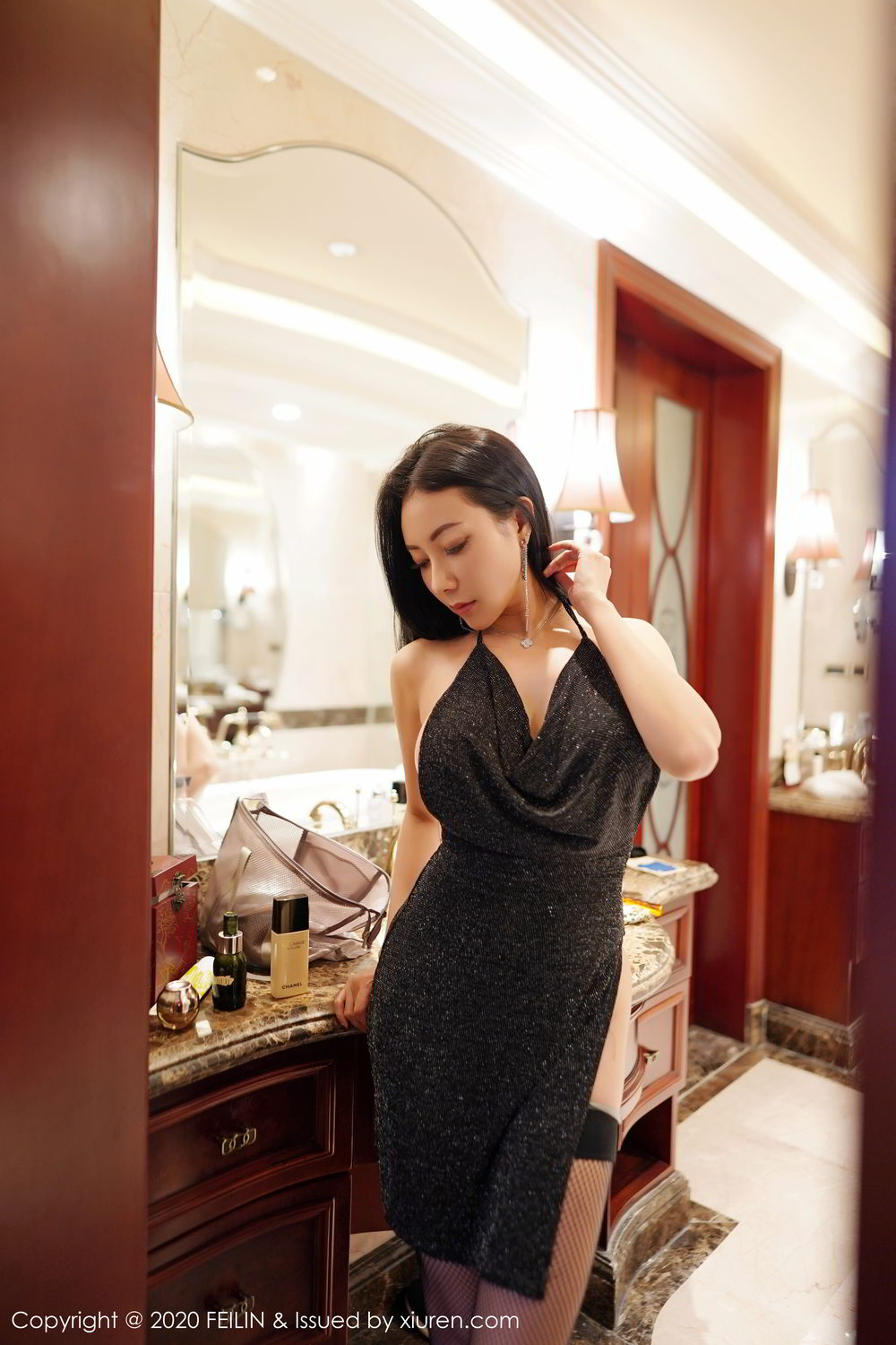 [FEILIN]高清写真图 2020.04.21 VOL.232 果儿Victoria
