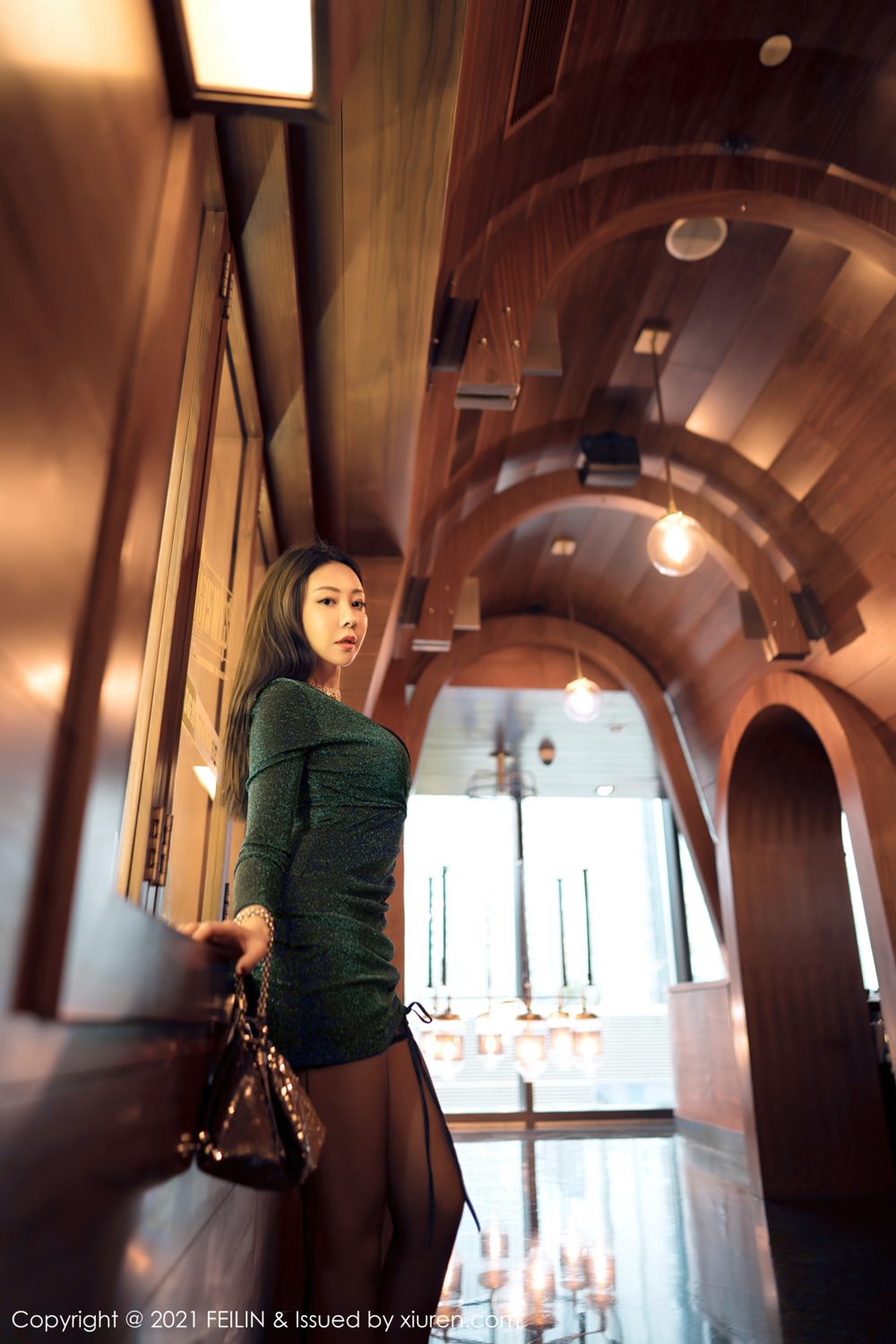 [FEILIN]高清写真图 2021.10.08 VOL.416 果儿Victoria