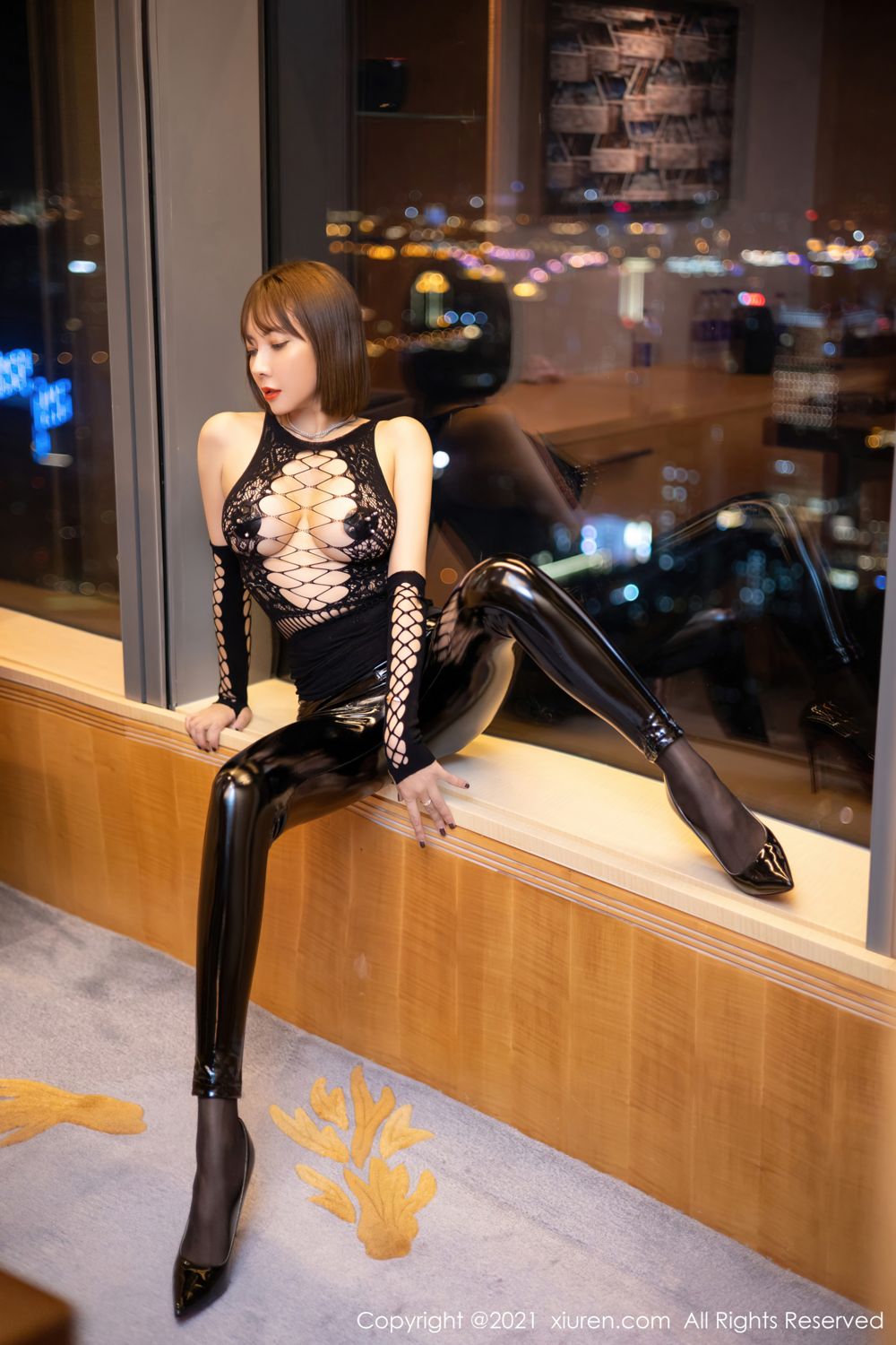 [XiuRen]高清写真图 2021.11.25 No.4267 果儿Victoria