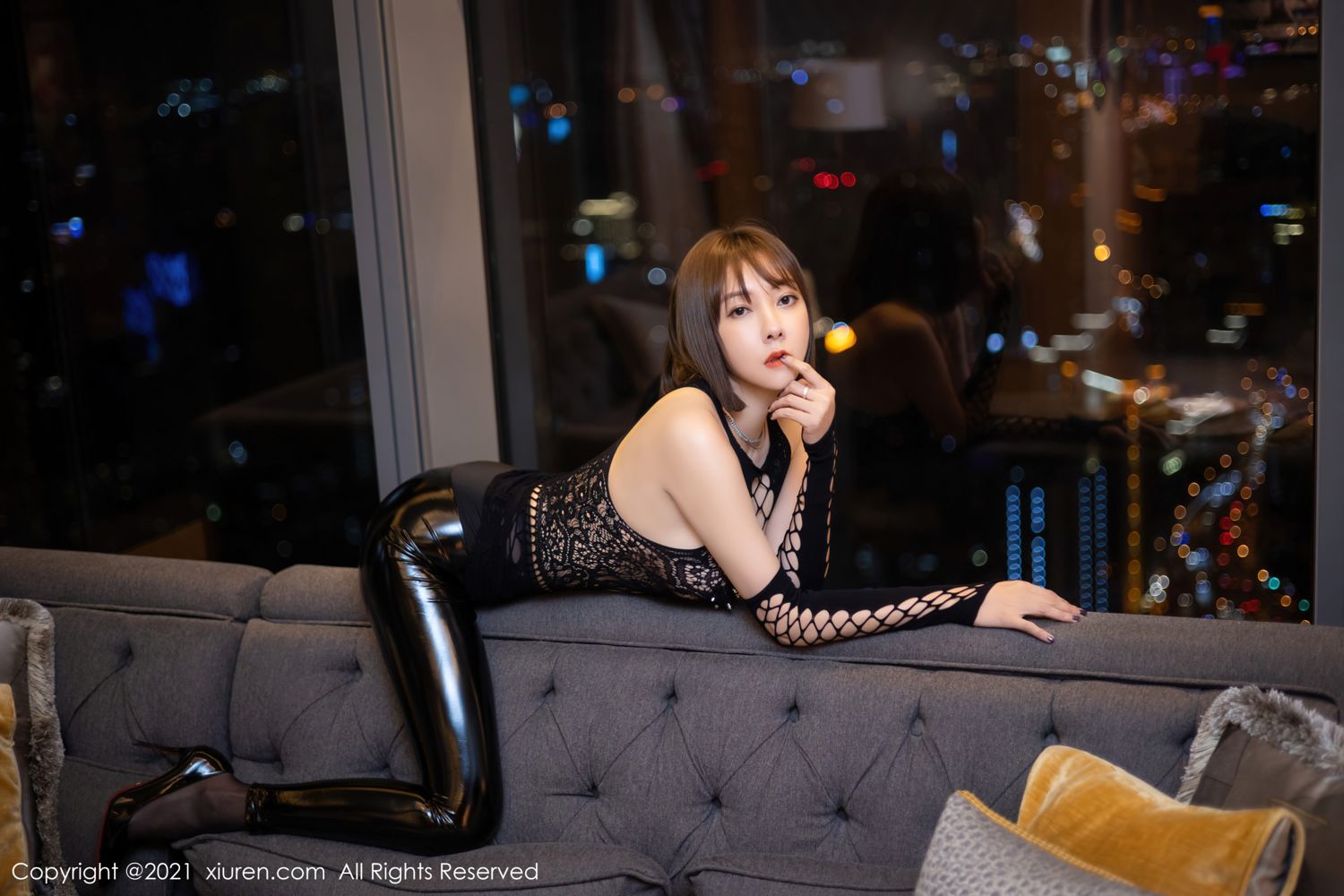 [XiuRen]高清写真图 2021.11.25 No.4267 果儿Victoria