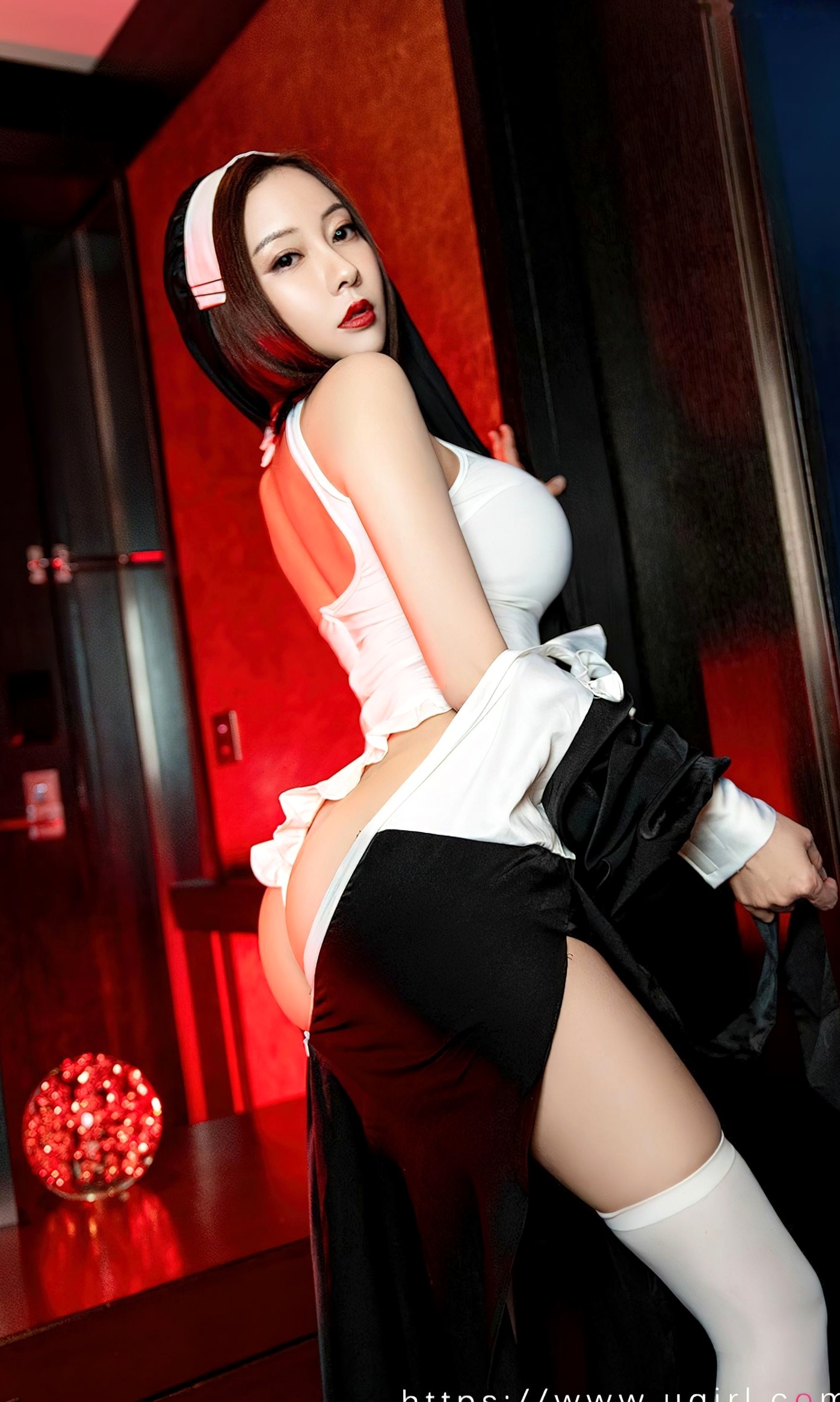 Gallery - UGirls尤果圈 - Chiness Model -2595-果儿Victoria《俘获》：禁欲系修女角色扮演，极致诱惑丝袜美腿，无圣光大尺度私房写真爱尤物 - Love Beauty 尤果网 - Chiness Model 角色扮演性感诱惑丝袜美腿大尺度 松果儿女神私房照_秀色女神 - image 24