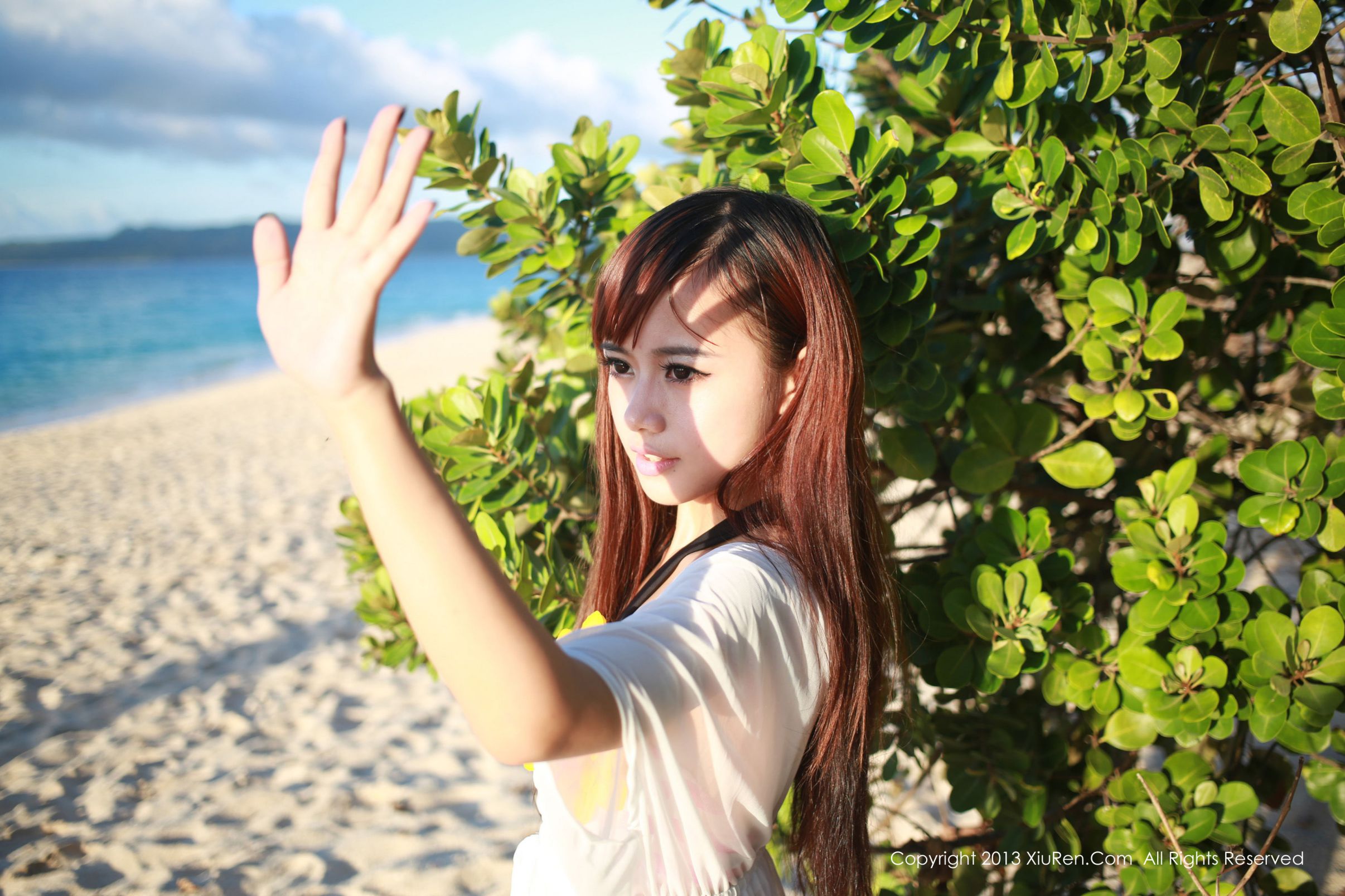 Toro羽住-[XiuRen秀人网写真图套图写真图集]高清写真图NO.0056
