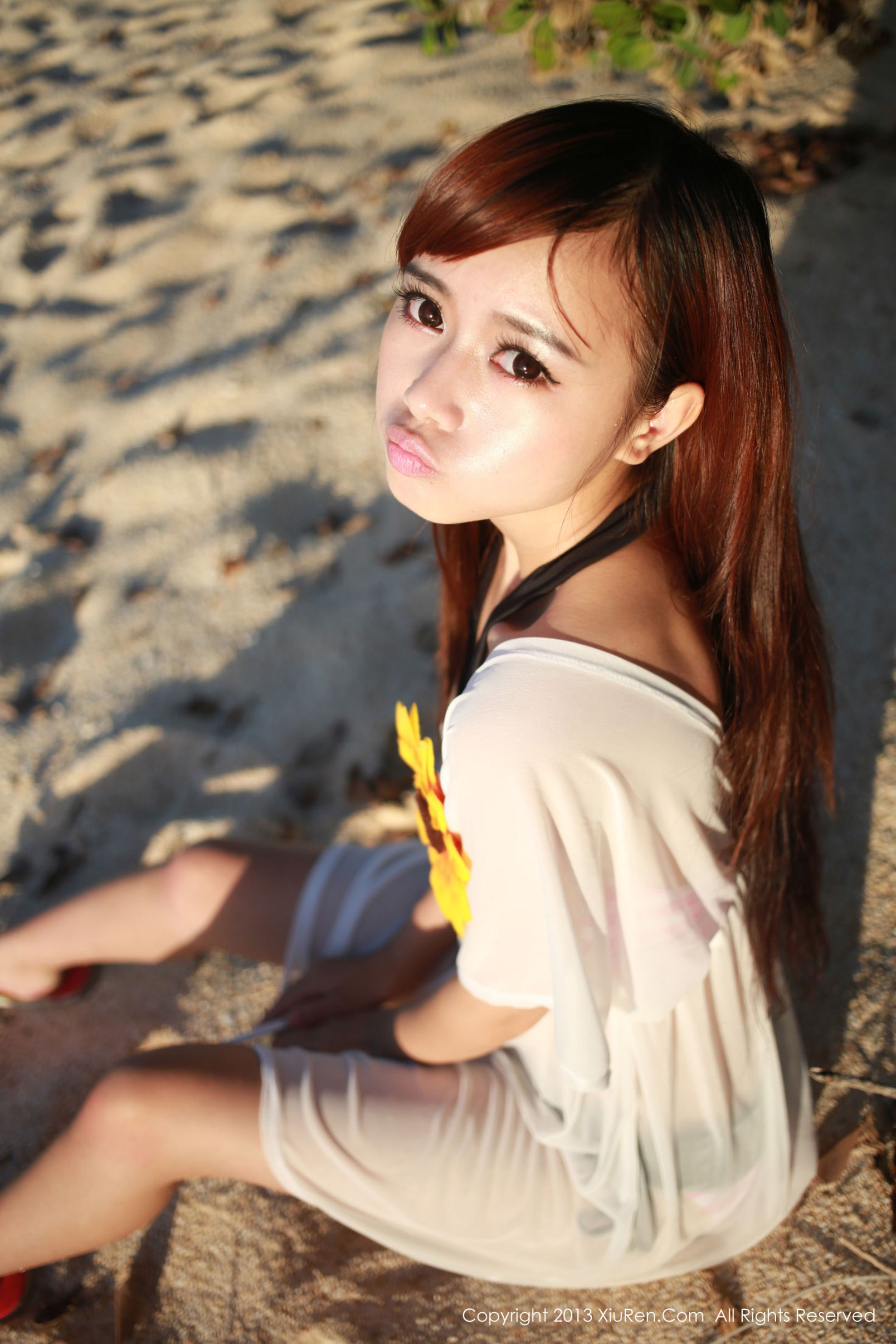 Toro羽住-[XiuRen秀人网写真图套图写真图集]高清写真图NO.0056