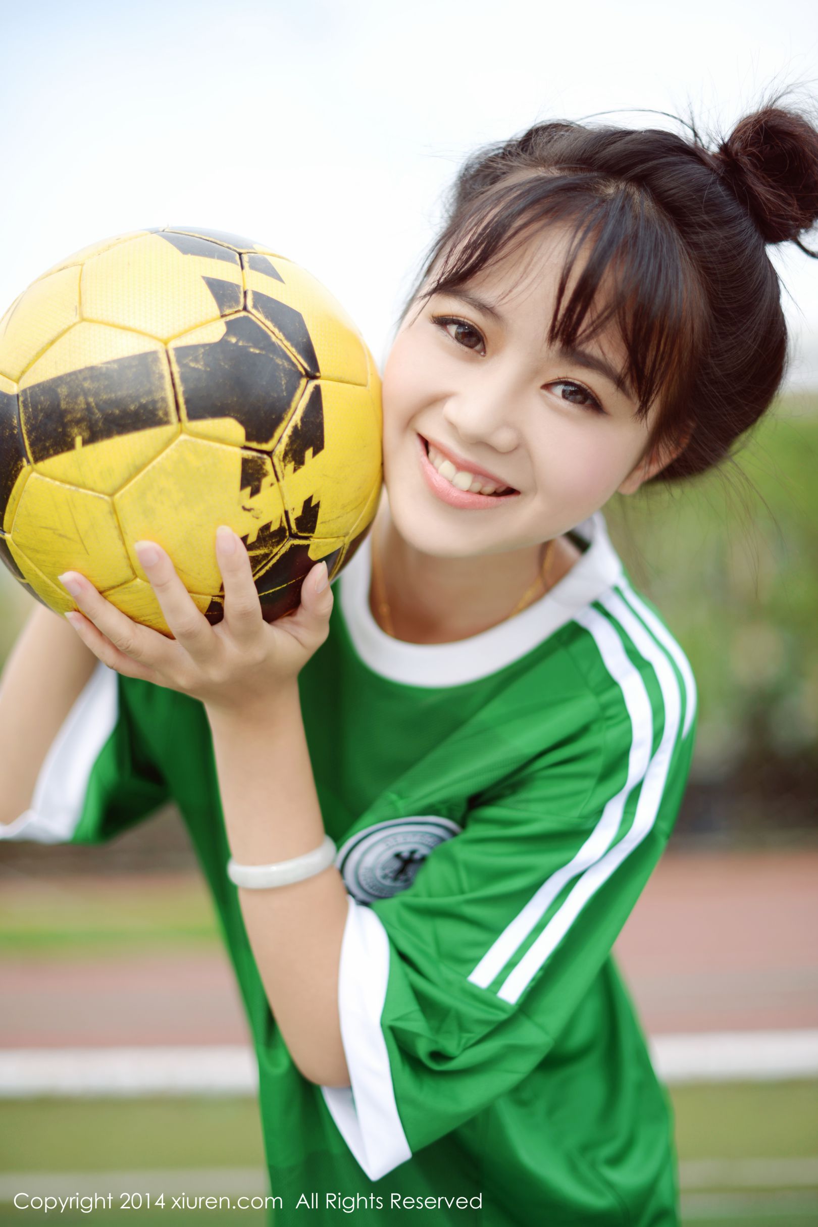Toro羽住-小清新写真图[秀人网美媛馆]高清写真图XR20140705N00170