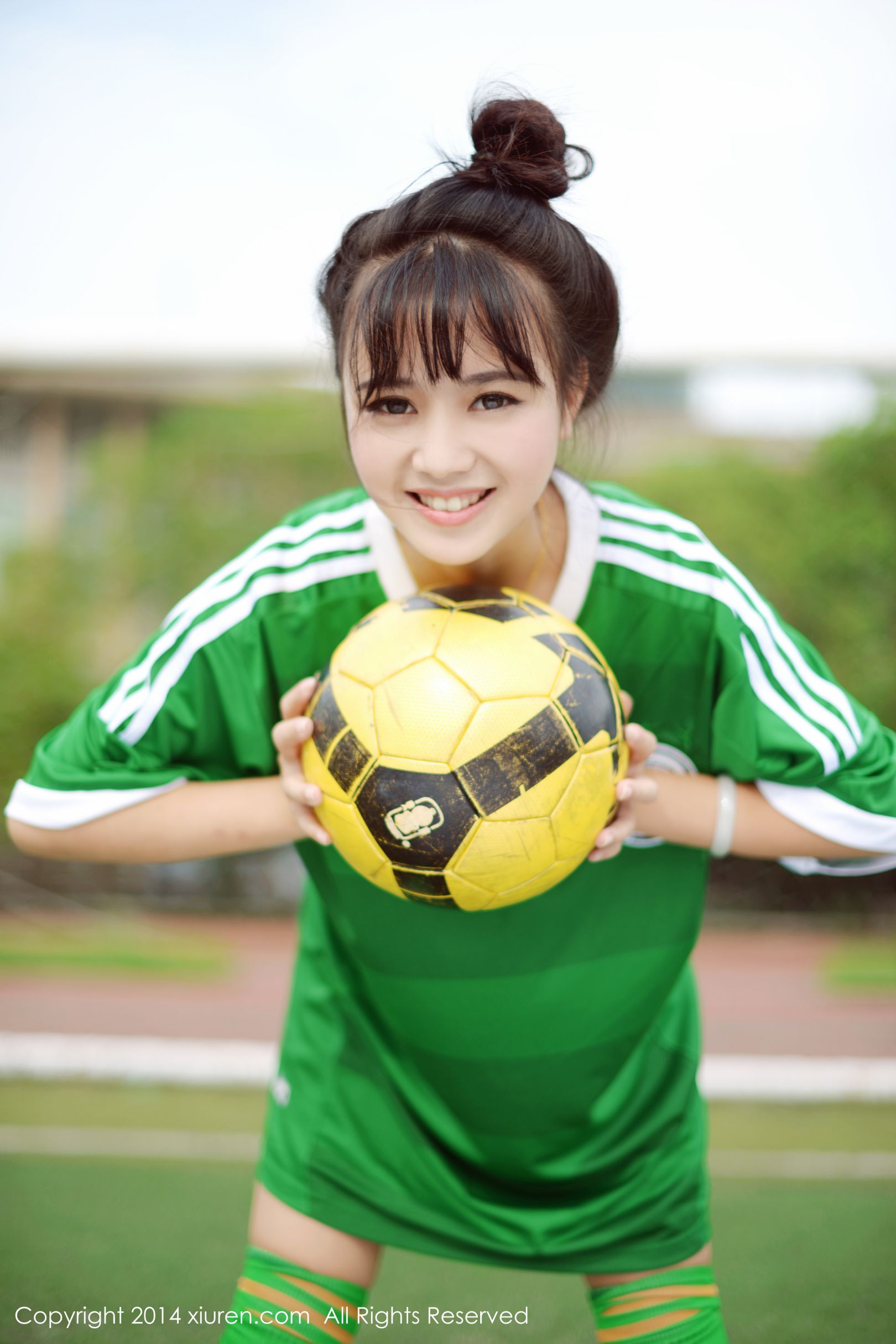 Toro羽住-小清新写真图[秀人网美媛馆]高清写真图XR20140705N00170