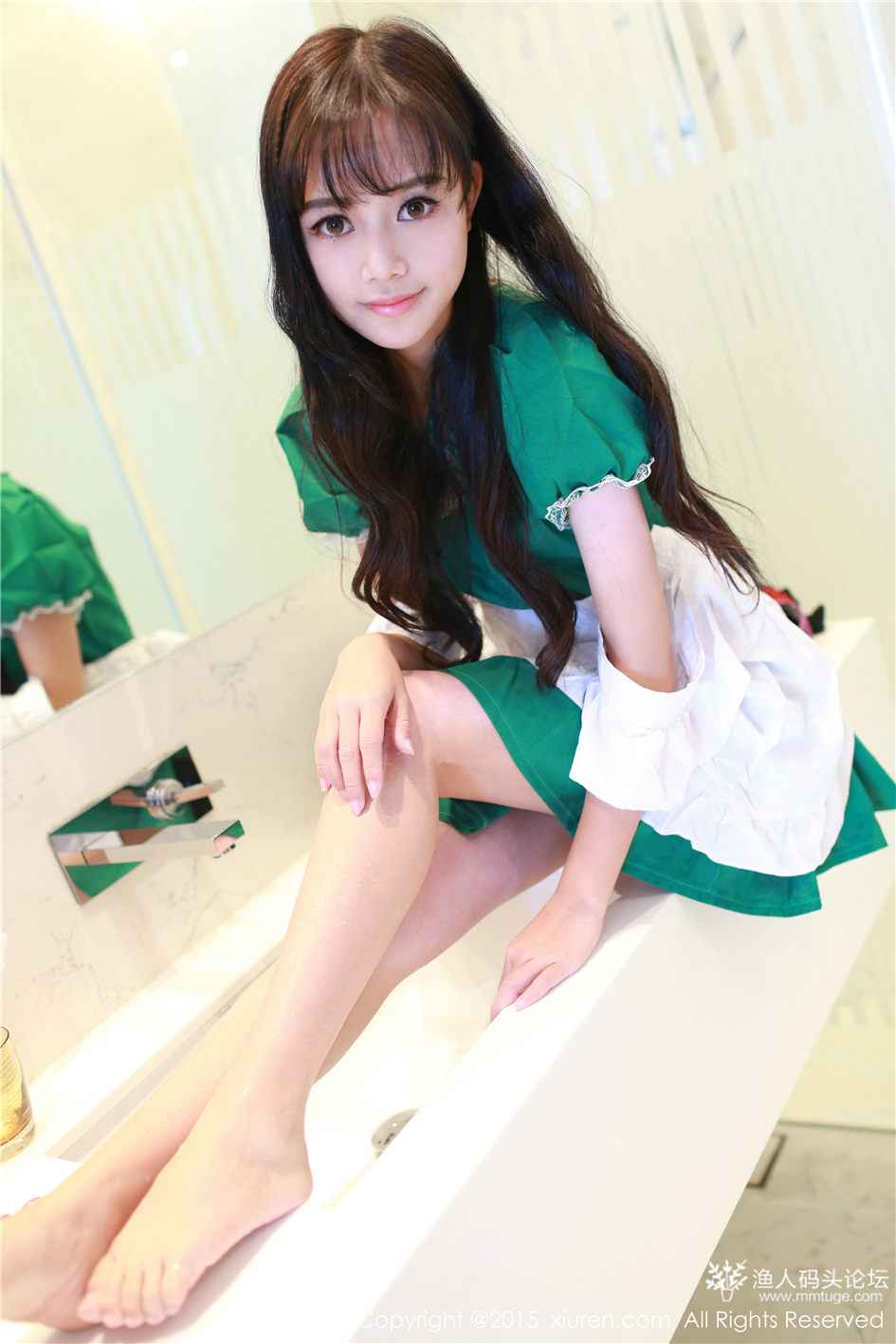 toro羽住 [秀人网美媛馆]高清写真图NO.318