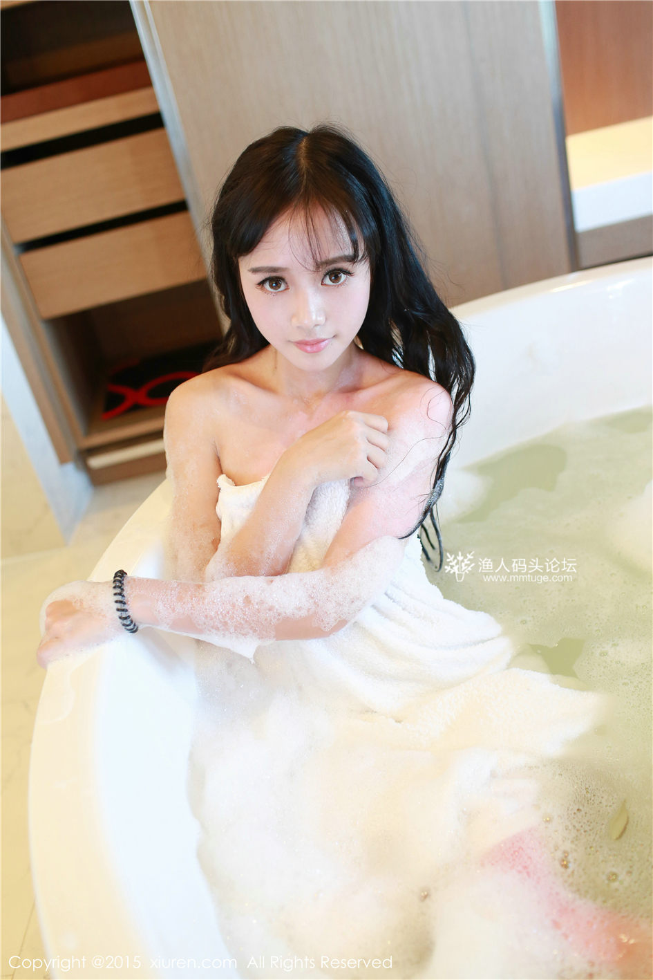 toro羽住 [秀人网美媛馆]高清写真图NO.318