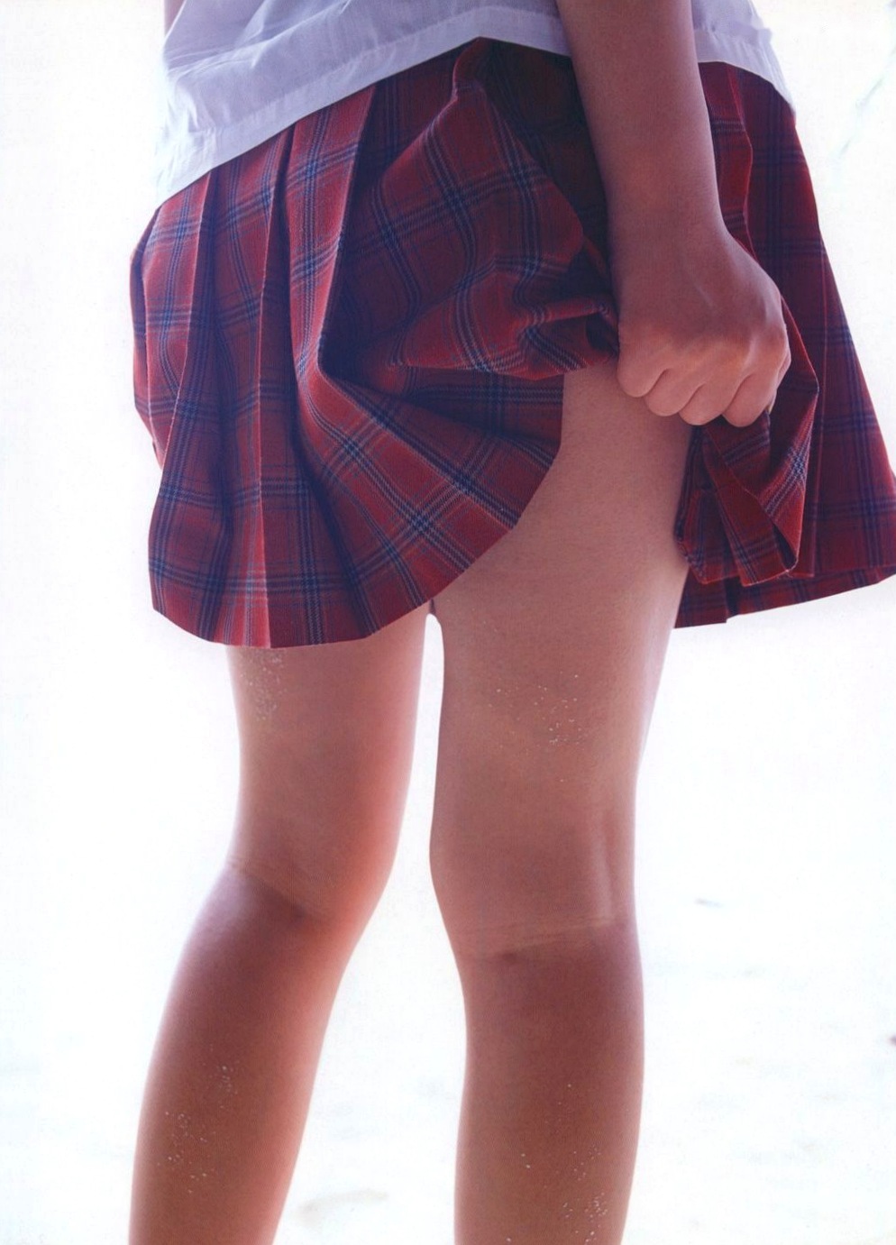 Gallery - 岛本里沙写真集《オトナのカラダ》：海滩泳装与清纯校服诱惑，童颜巨乳私房精选 [83P]童颜巨乳日本比基尼校服诱惑 岛本里沙女神私房照_秀色女神 - image 40