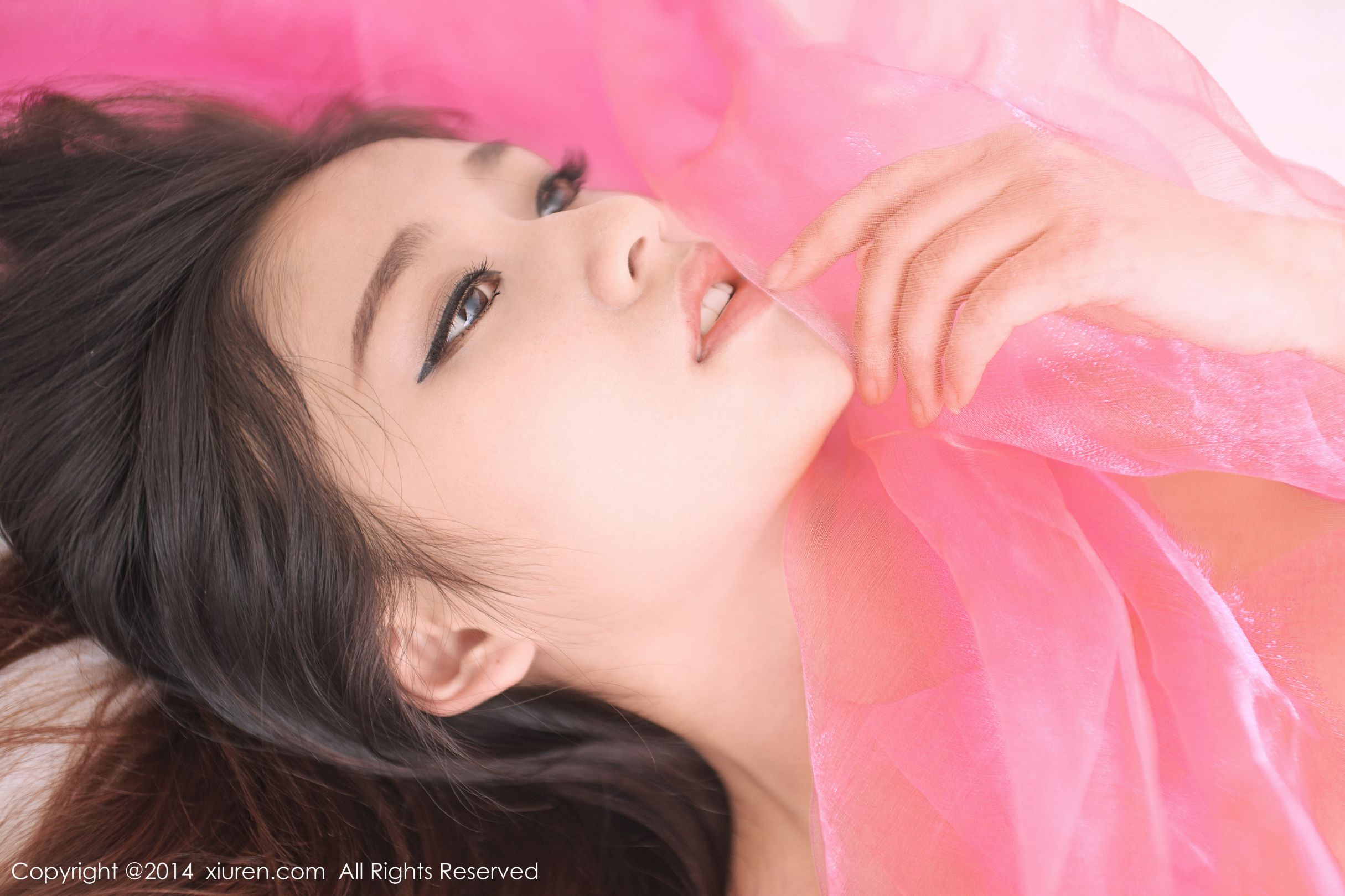 史雨姐姐(史雨)-[XIUREN]高清写真图套图写真图集XR20141121N00244