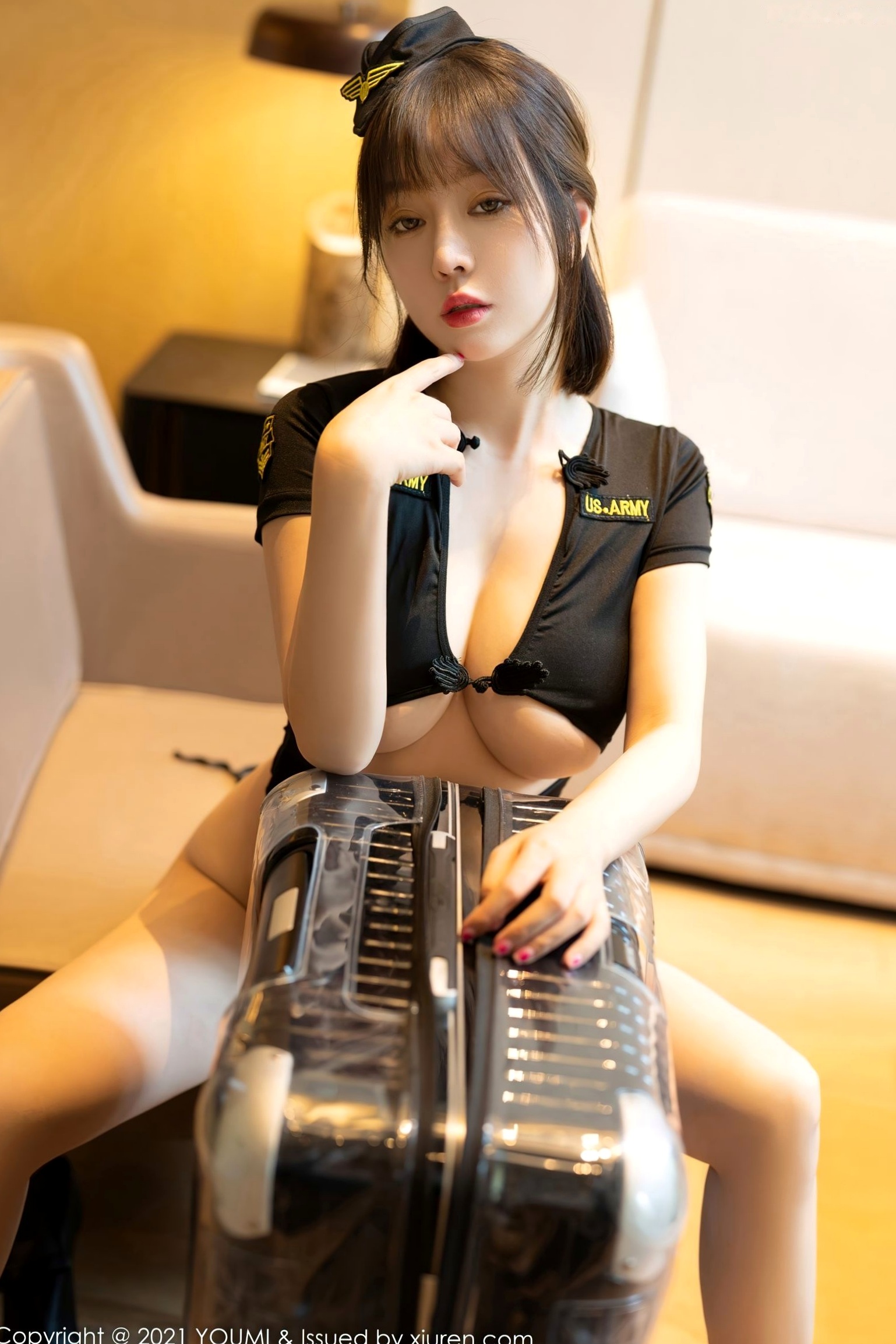 Gallery - YouMi尤蜜荟 - Chiness Model -731-王雨纯-成都旅拍军旅风制服诱惑，性感网格丝袜搭配露美腿，极品私房照展现火辣完美身材。尤蜜荟 - Chiness Model 性感诱惑私房照美腿丝袜 王雨纯女神私房照_秀色女神 - image 43