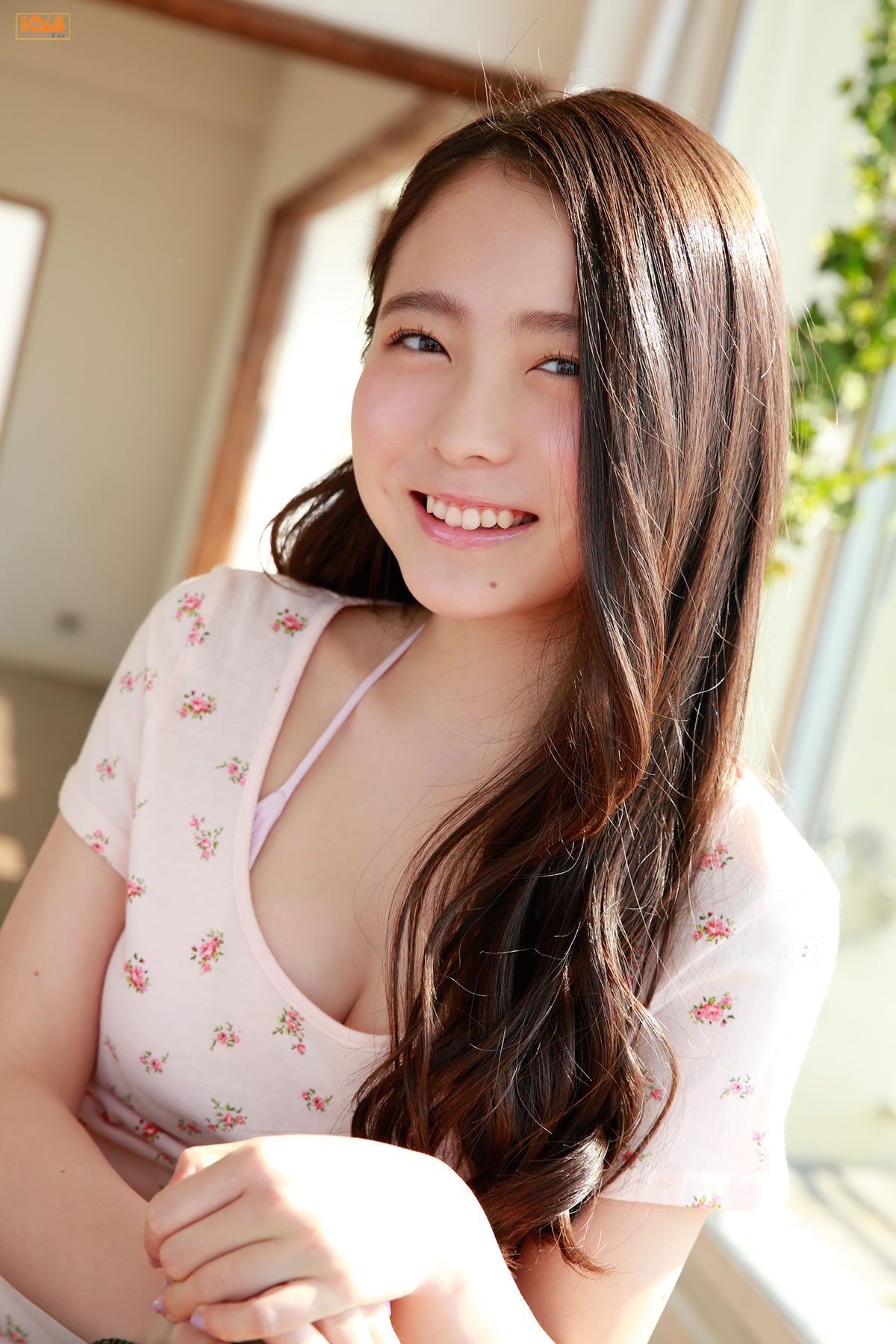 中野佑美 [BOMB.tv]高清写真图GRAVURE Channel 2015年04月号