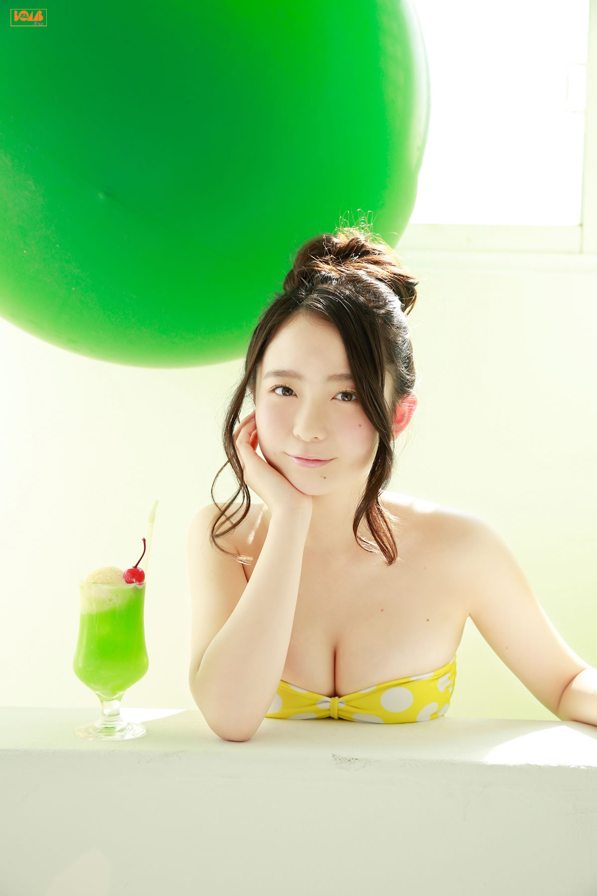 中野佑美 [BOMB.tv]高清写真图GRAVURE Channel 2015年04月号