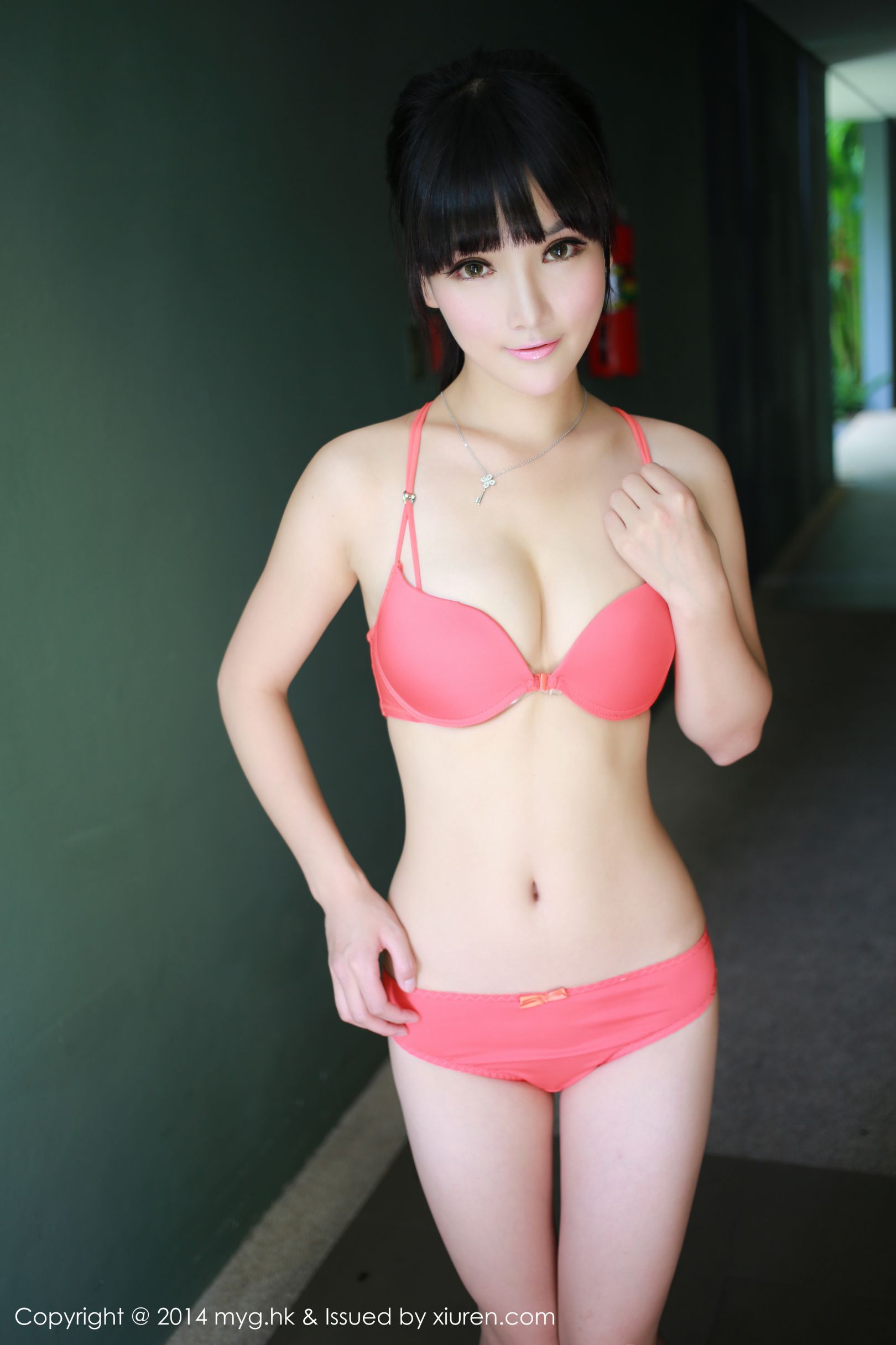 妮儿Bluelabel [MyGirl美媛馆]高清写真图2014.08.19 Vol.021