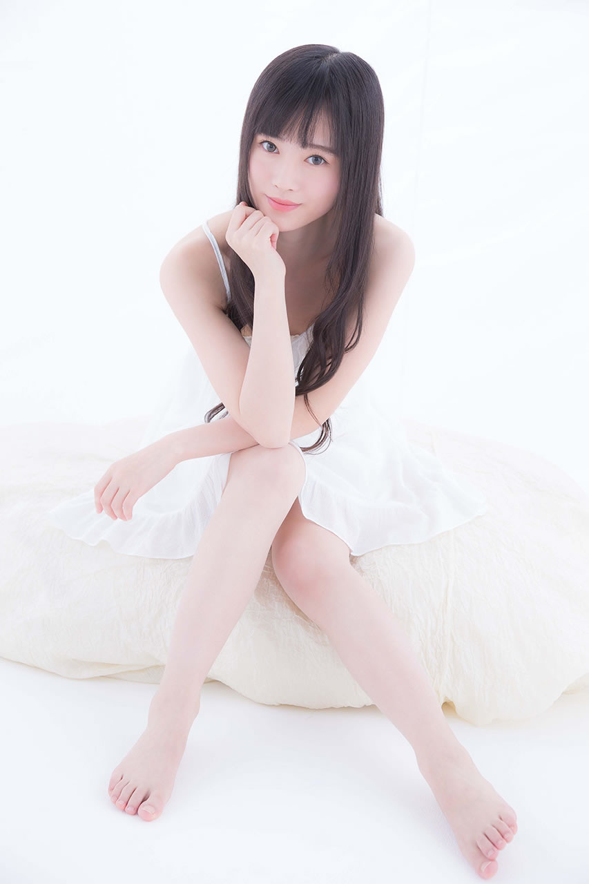 [Weekly Playboy]高清写真图2015 No.05 吉木りさ 佐藤寛子 向井地美音 安枝瞳  石川理咲子 柳いろは 有村千佳 吉川莲 [69P]高清写真图