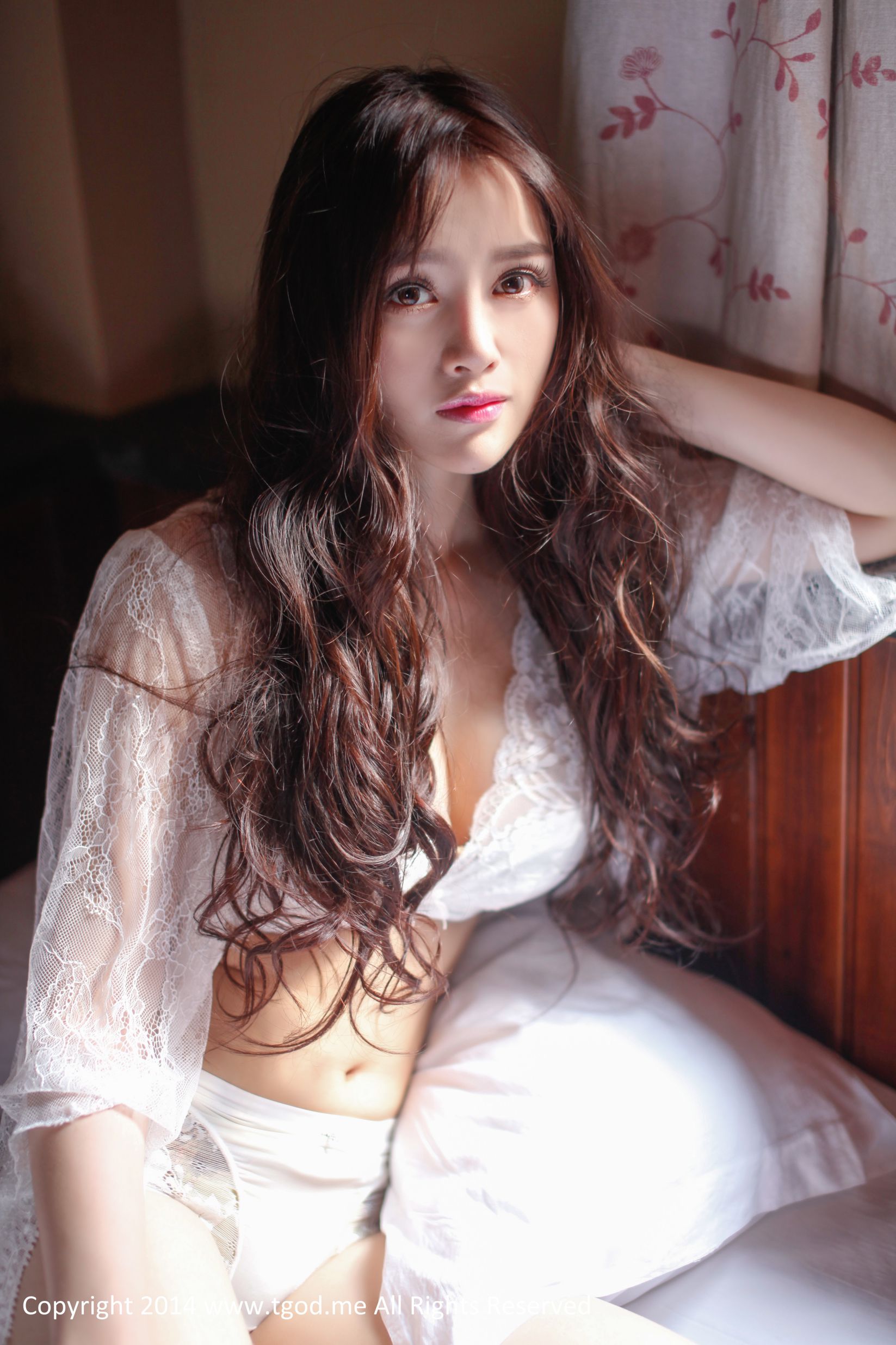 高溜MilkCat-魅惑私房写真图 蕾丝的诱惑 [TGOD推女神]高清写真图