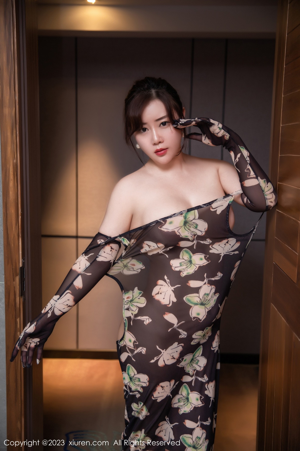 [XiuRen]高清写真图 2023.02.15 No.6265 王婉悠Queen 丰腴美臀