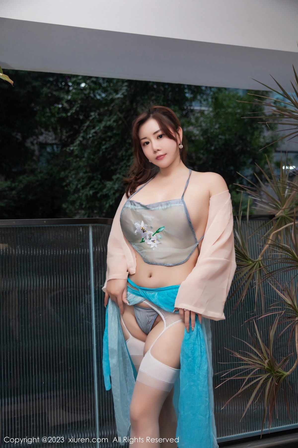 [XiuRen]高清写真图 2023.03.28 No.6483 王婉悠Queen 布兜美臀