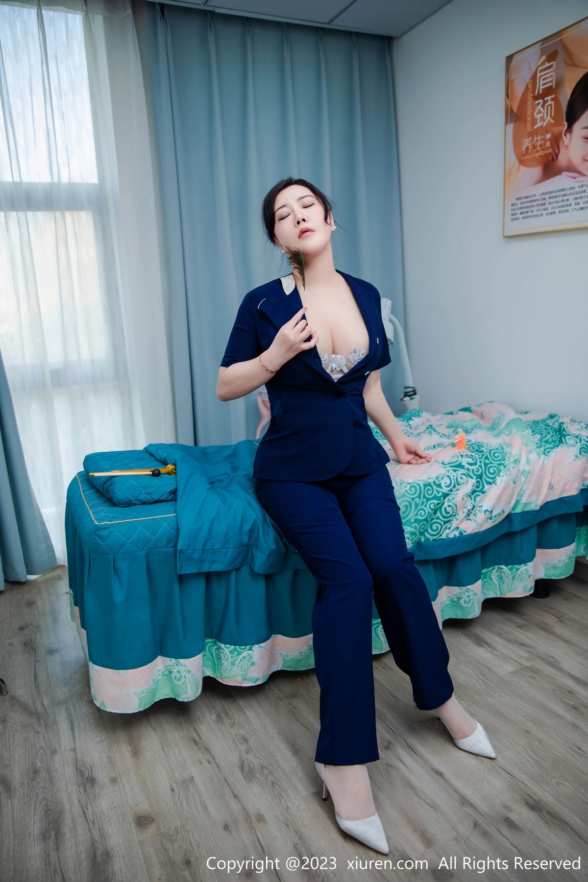 [XiuRen]高清写真图 2023.06.08 No.6878 王婉悠Queen 丰腴美臀