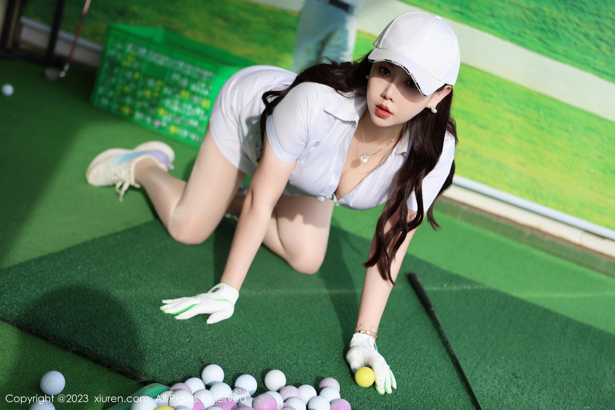 [XiuRen]高清写真图 2023.10.07 No.7465 王婉悠Queen 高尔夫美臀