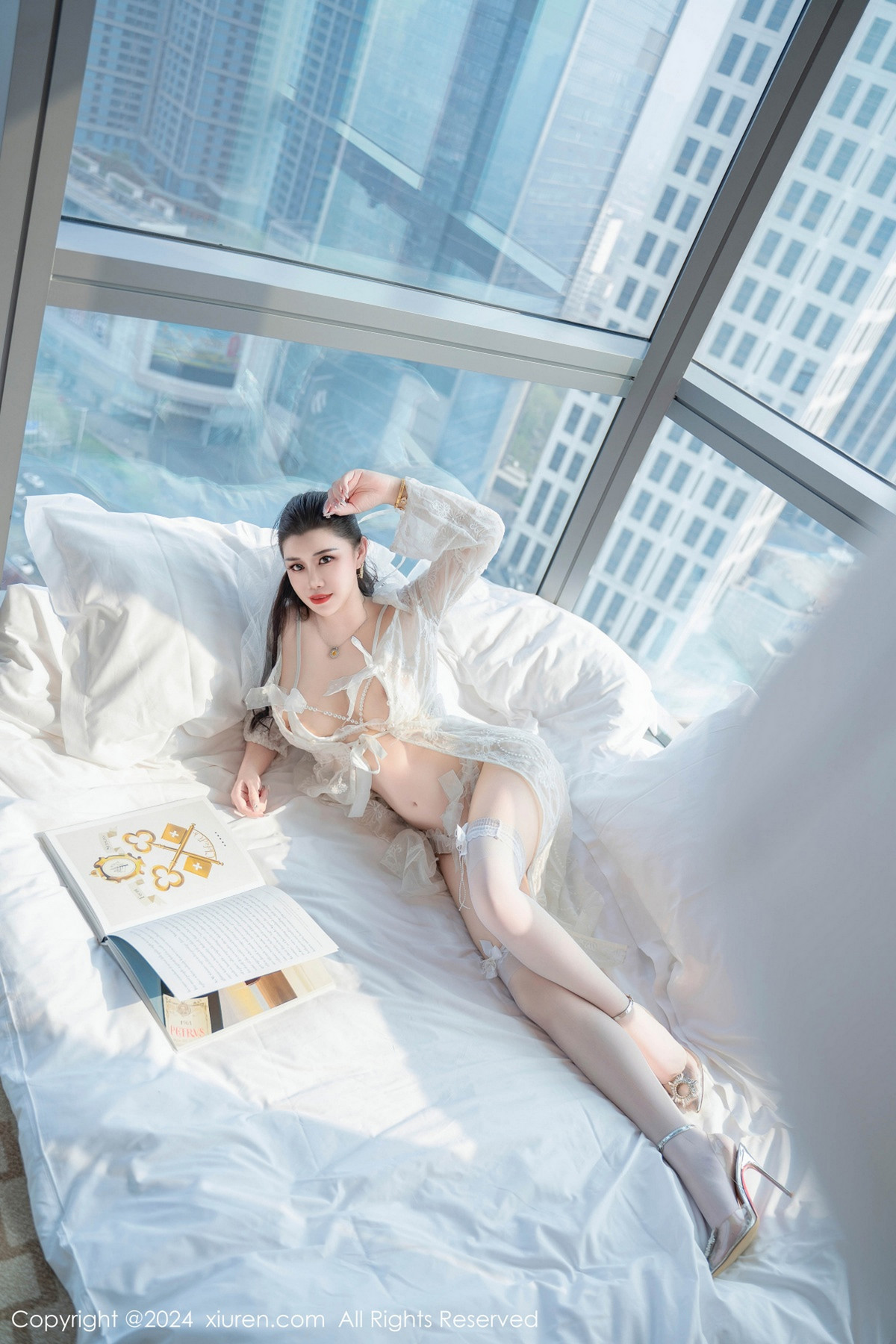 [XiuRen]高清写真图 2024.07.10 No.8837 王婉悠Queen 妩媚丰腴