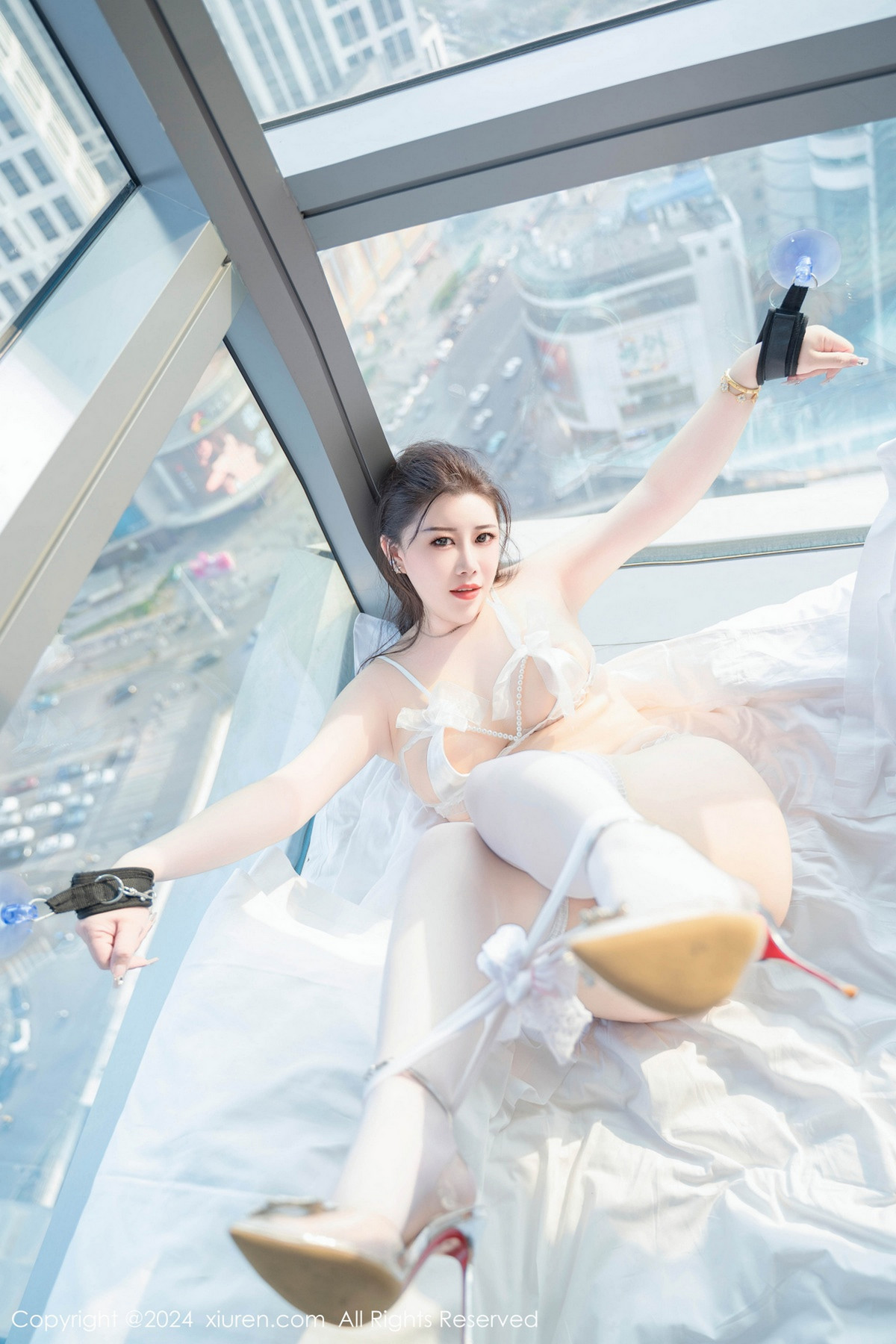 [XiuRen]高清写真图 2024.07.10 No.8837 王婉悠Queen 妩媚丰腴