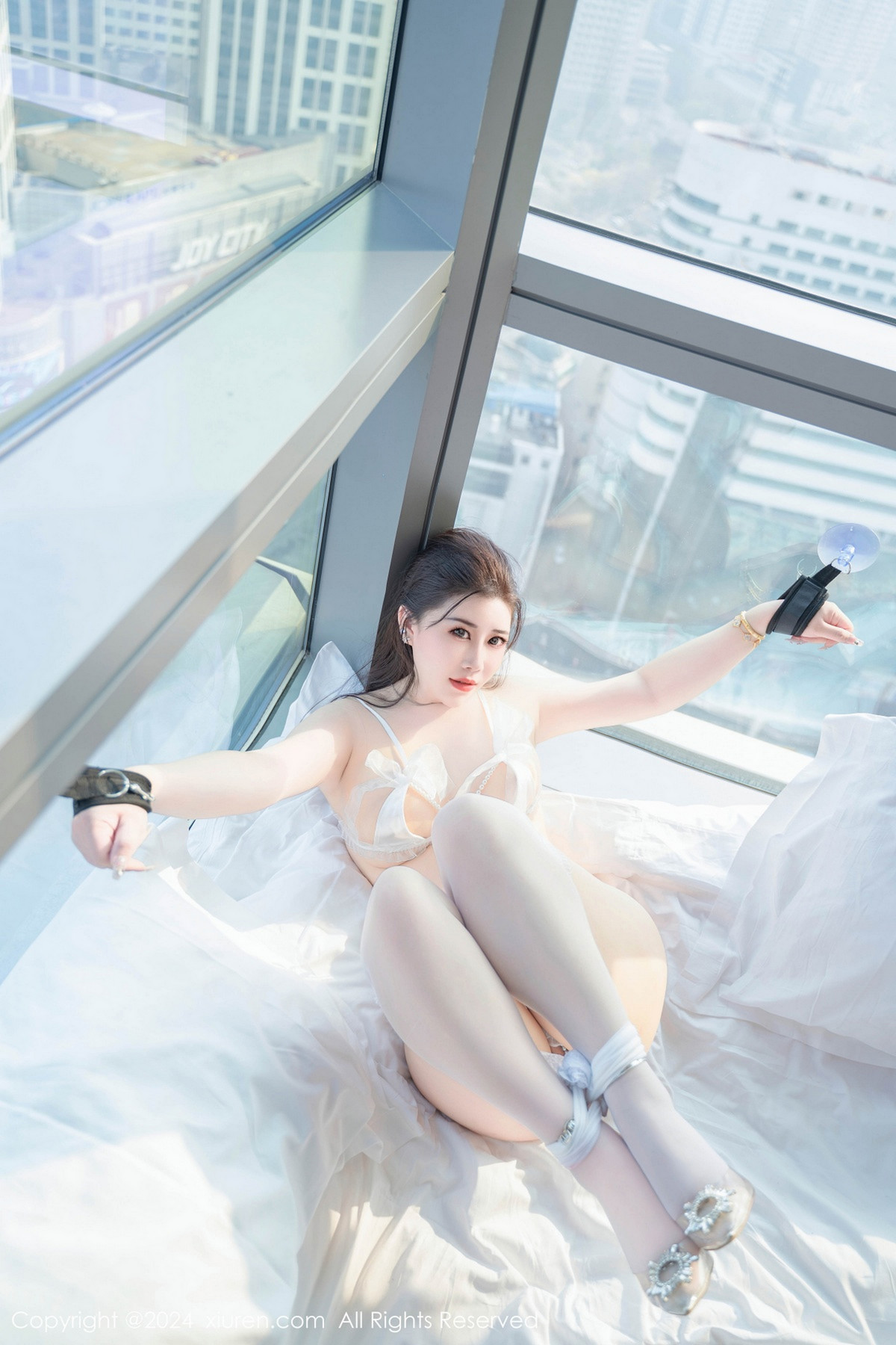 [XiuRen]高清写真图 2024.07.10 No.8837 王婉悠Queen 妩媚丰腴