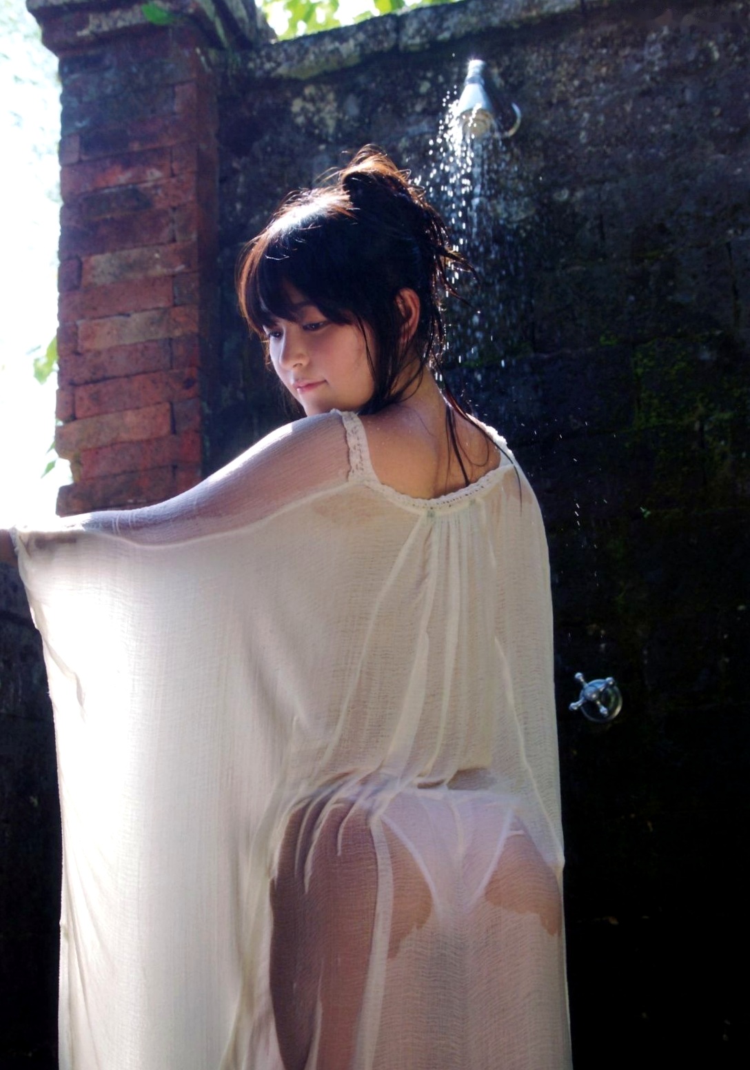 Gallery - PB写真集_柳瀬早紀《Blessing》 全套精选：阳光下的泳池比基尼与慵懒家居私房，极致肉感诱惑大秀傲人曲线[111P]日本童颜巨乳比基尼私房照大尺度 柳濑早纪女神私房照_秀色女神 - image 107