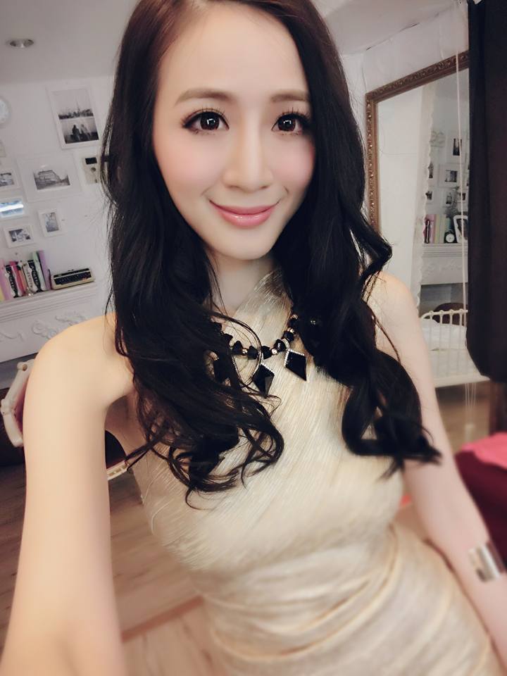 邱俐颖Ray 气质出众的超正的音乐教师