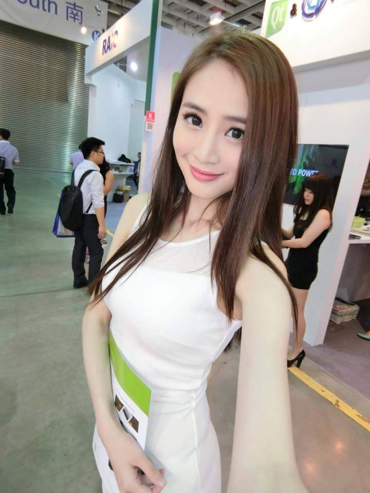 邱俐颖Ray 气质出众的超正的音乐教师
