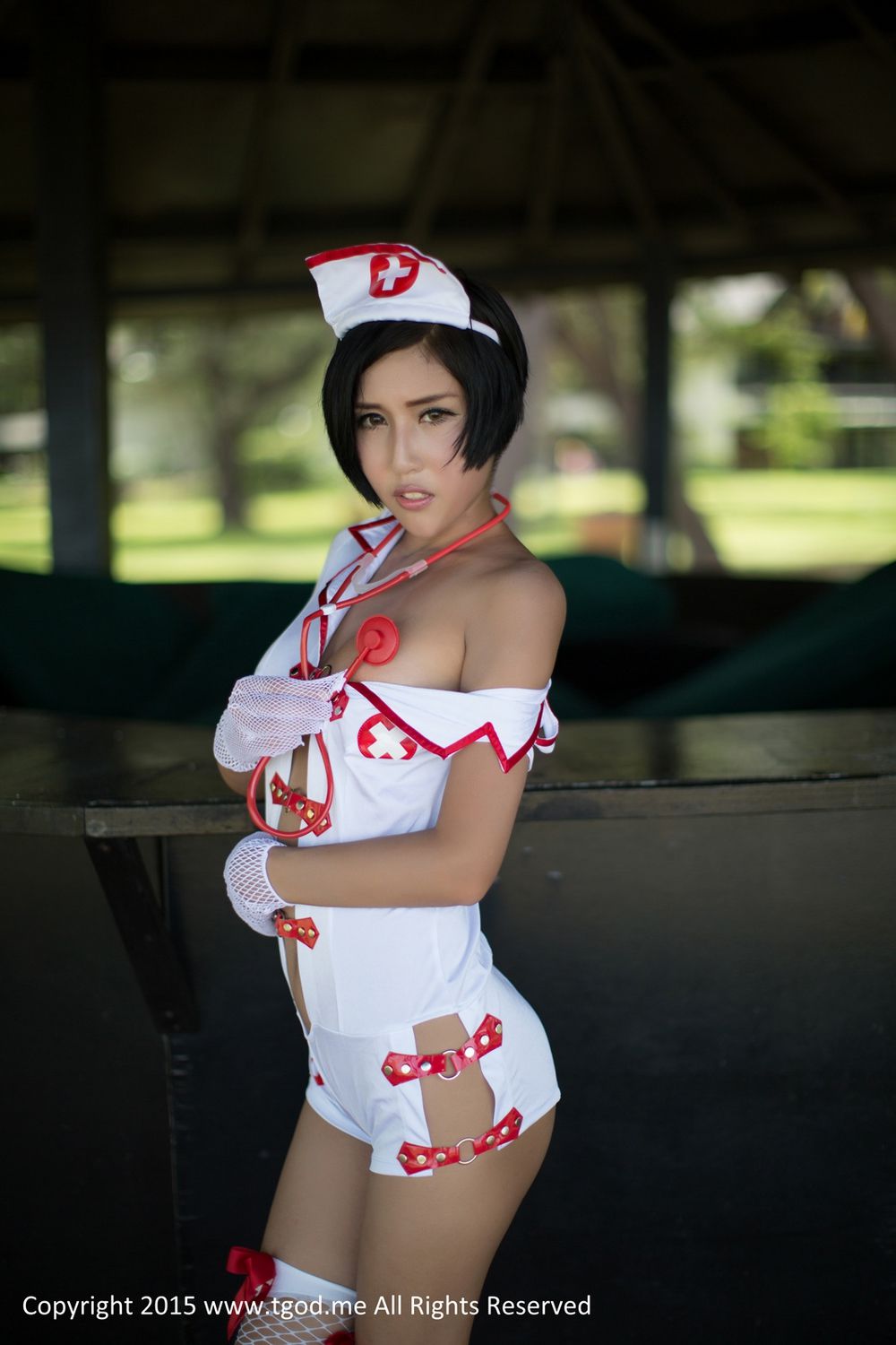 娜依灵儿-这位护士有点冷 [TGOD推女神]高清写真图