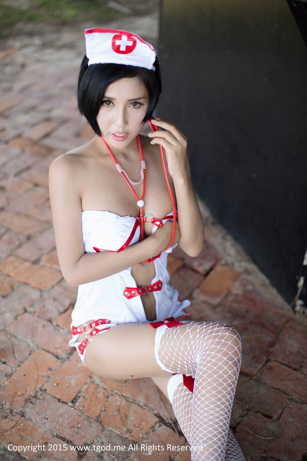 娜依灵儿-这位护士有点冷 [TGOD推女神]高清写真图