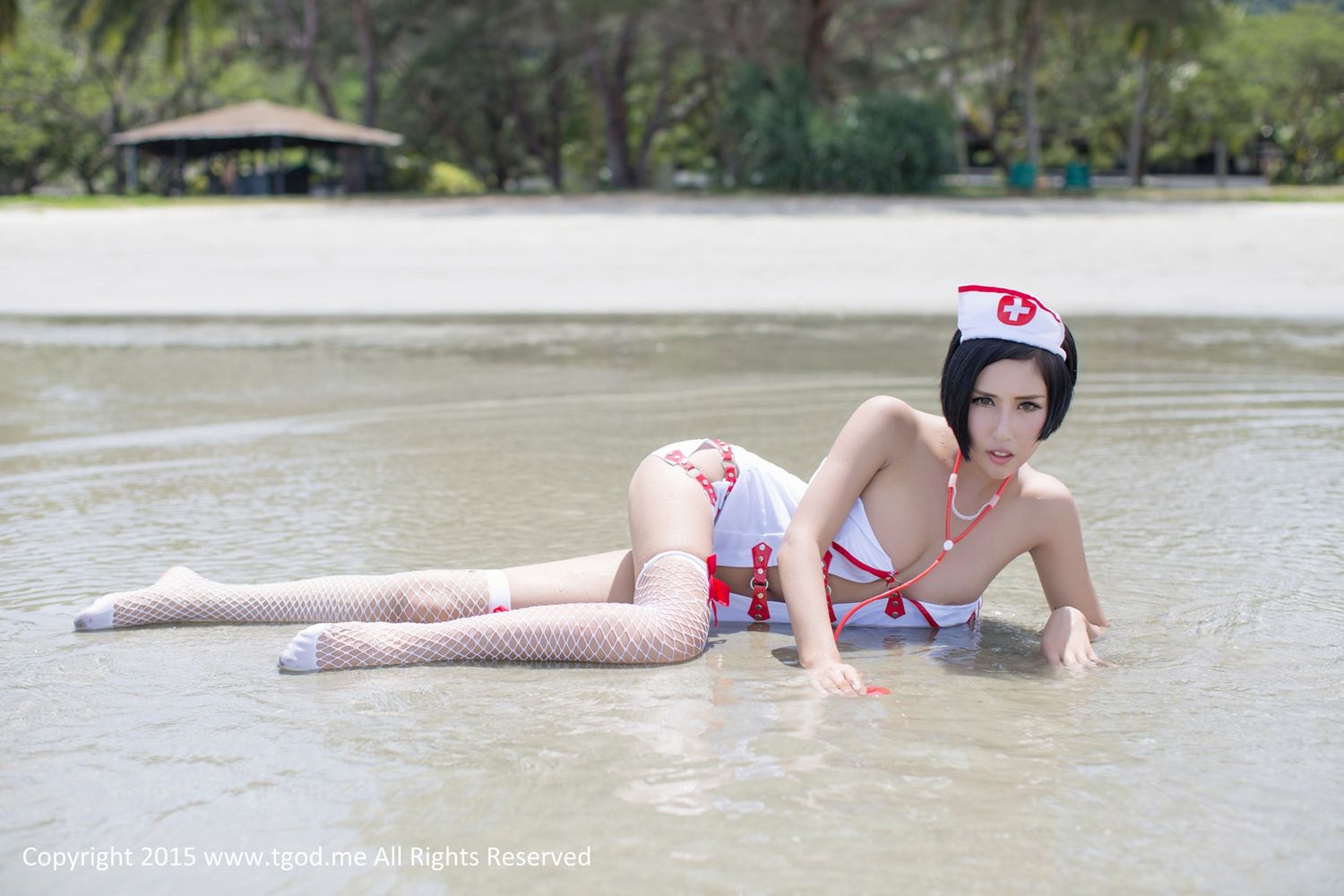 娜依灵儿-这位护士有点冷 [TGOD推女神]高清写真图