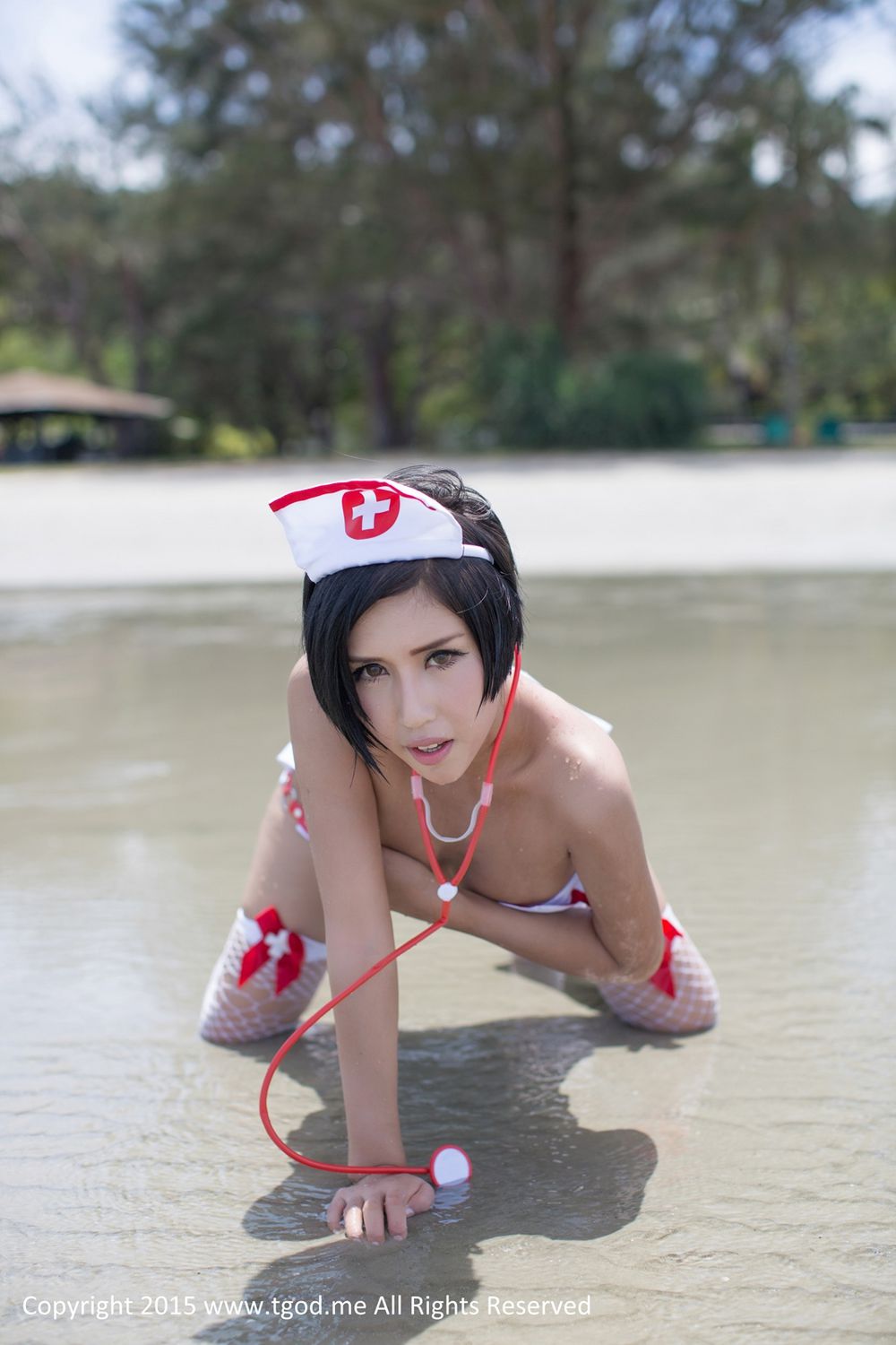 娜依灵儿-这位护士有点冷 [TGOD推女神]高清写真图