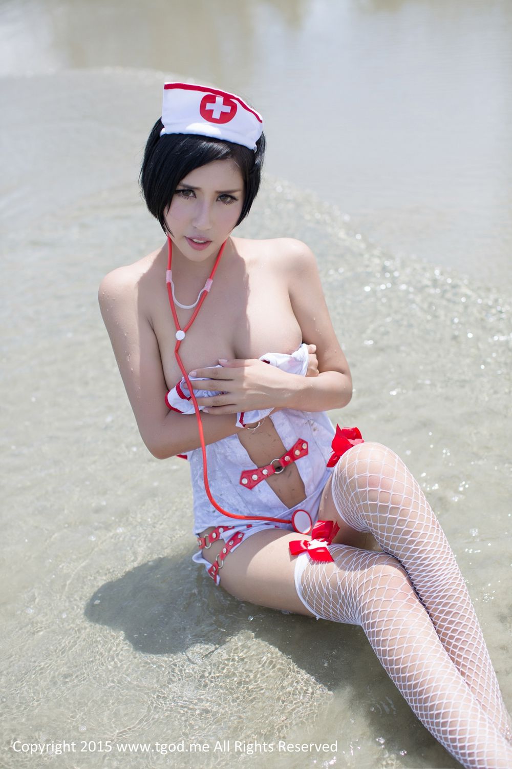 娜依灵儿-这位护士有点冷 [TGOD推女神]高清写真图