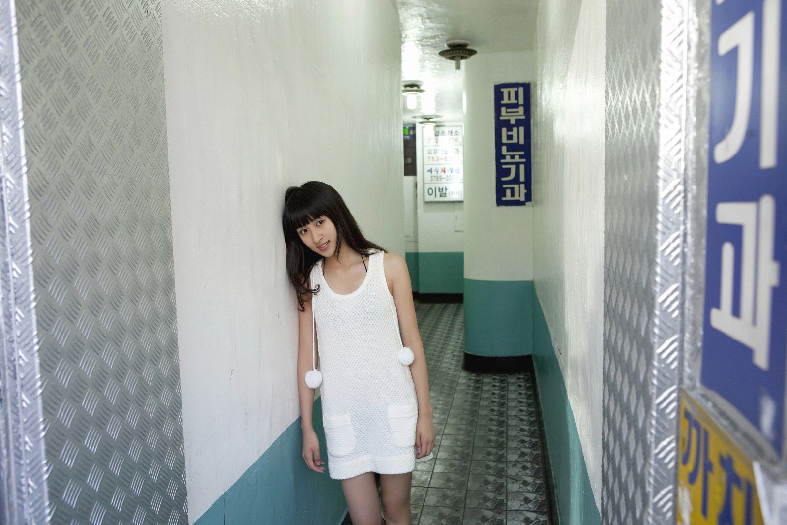 入矢麻衣-《一瞬で恋に落ちた!!》[YSWeb]高清写真图套图写真图集Vol.386