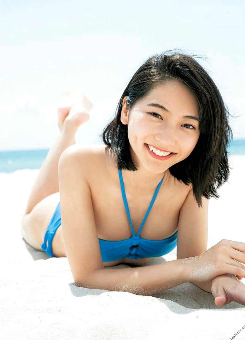 Gallery - 武田玲奈2nd写真集「rena」高清套图：清纯少女泳装泳池私房与纽约街拍日本清纯私房照治愈系萝莉 武田玲奈女神私房照_秀色女神 - image 7