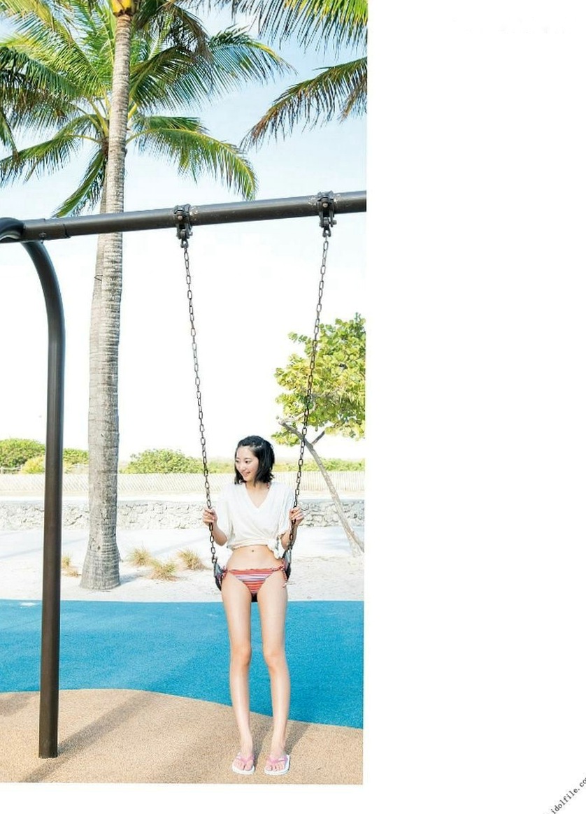 Gallery - 武田玲奈2nd写真集「rena」高清套图：清纯少女泳装泳池私房与纽约街拍日本清纯私房照治愈系萝莉 武田玲奈女神私房照_秀色女神 - image 33