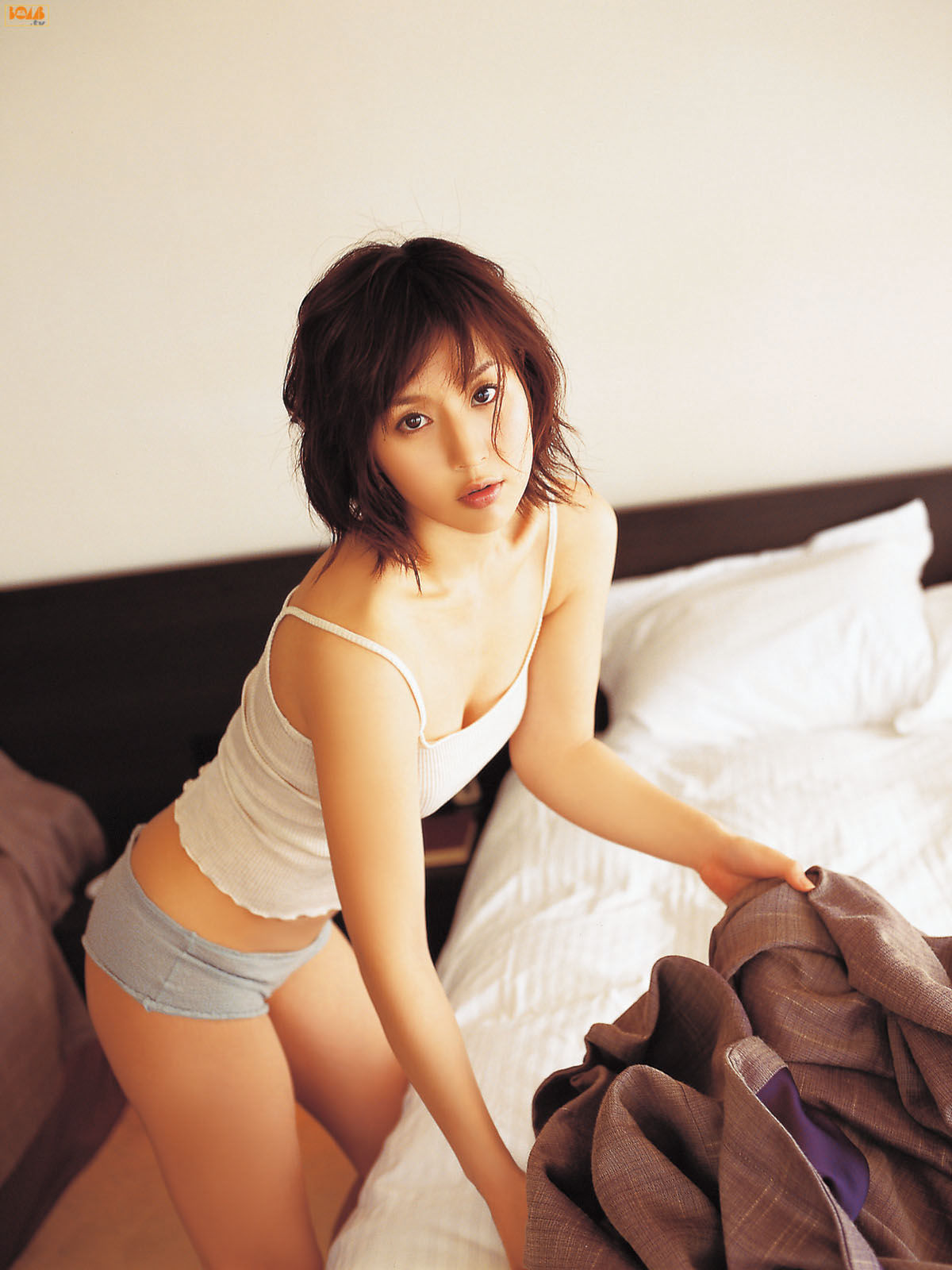 平田弥里-[Bomb.TV]高清写真图套图写真图集2007-07