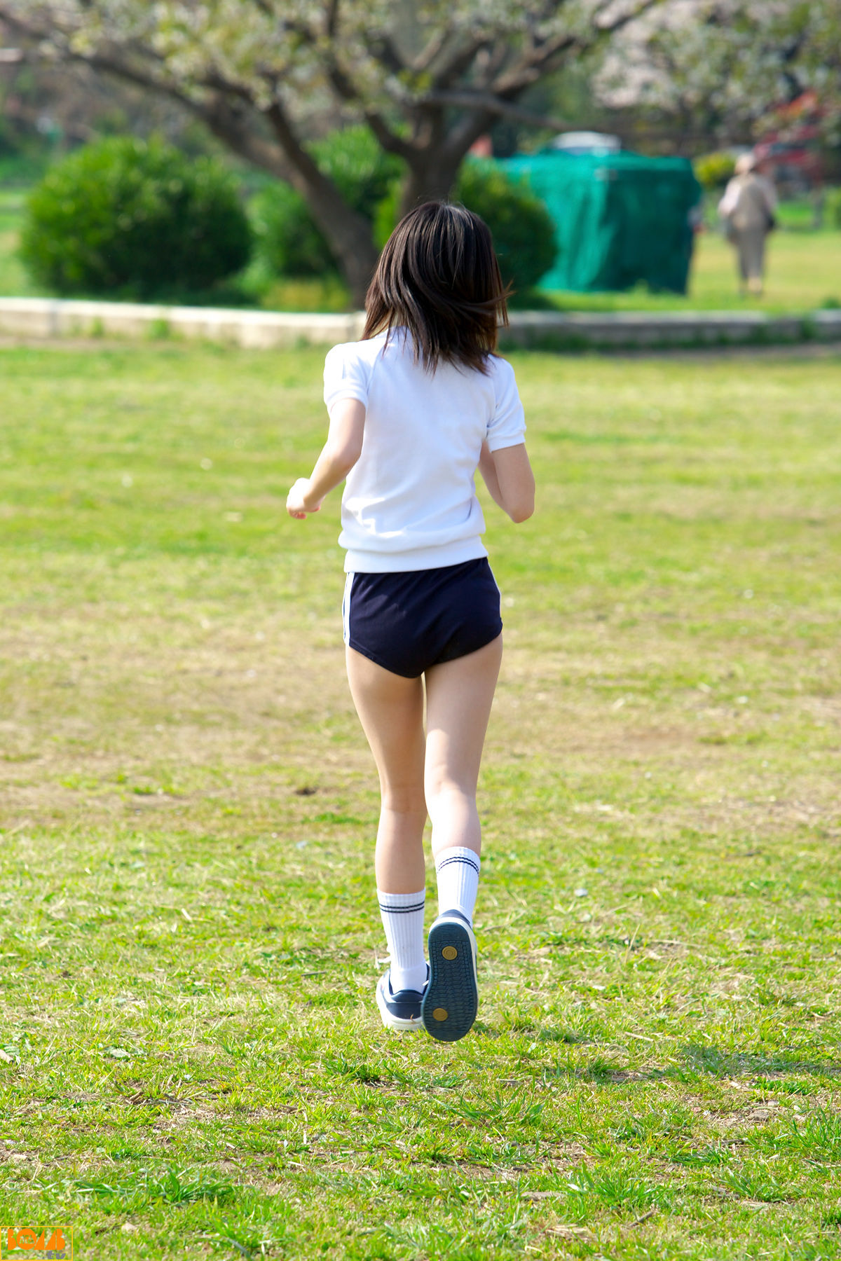 山下菜菜子(山下菜々子)-[Bomb.TV]高清写真图套图写真图集2008-10