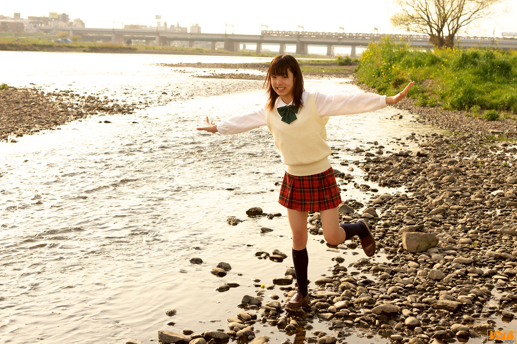 山下菜菜子(山下菜々子)-[Bomb.TV]高清写真图套图写真图集2008-10