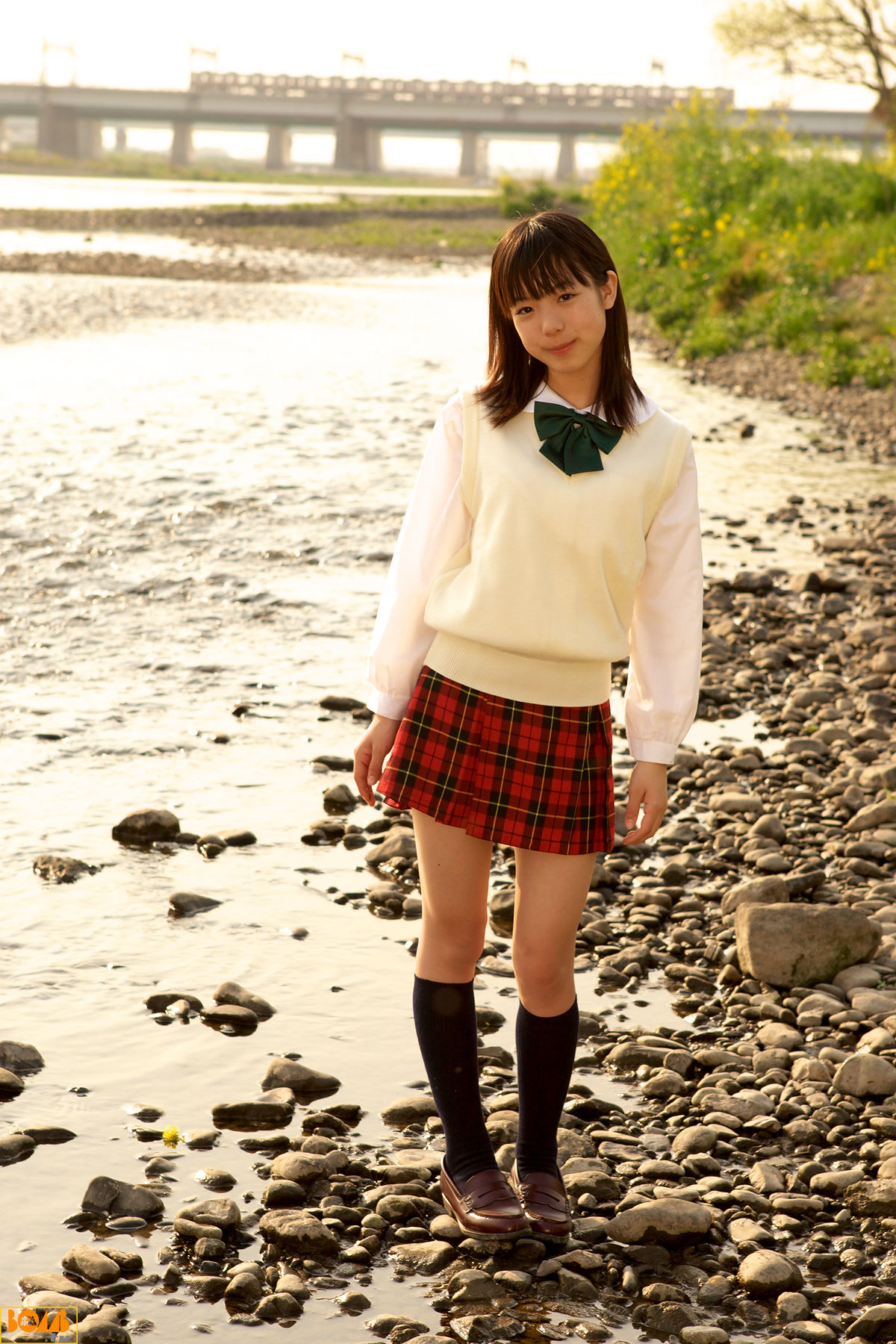 山下菜菜子(山下菜々子)-[Bomb.TV]高清写真图套图写真图集2008-10