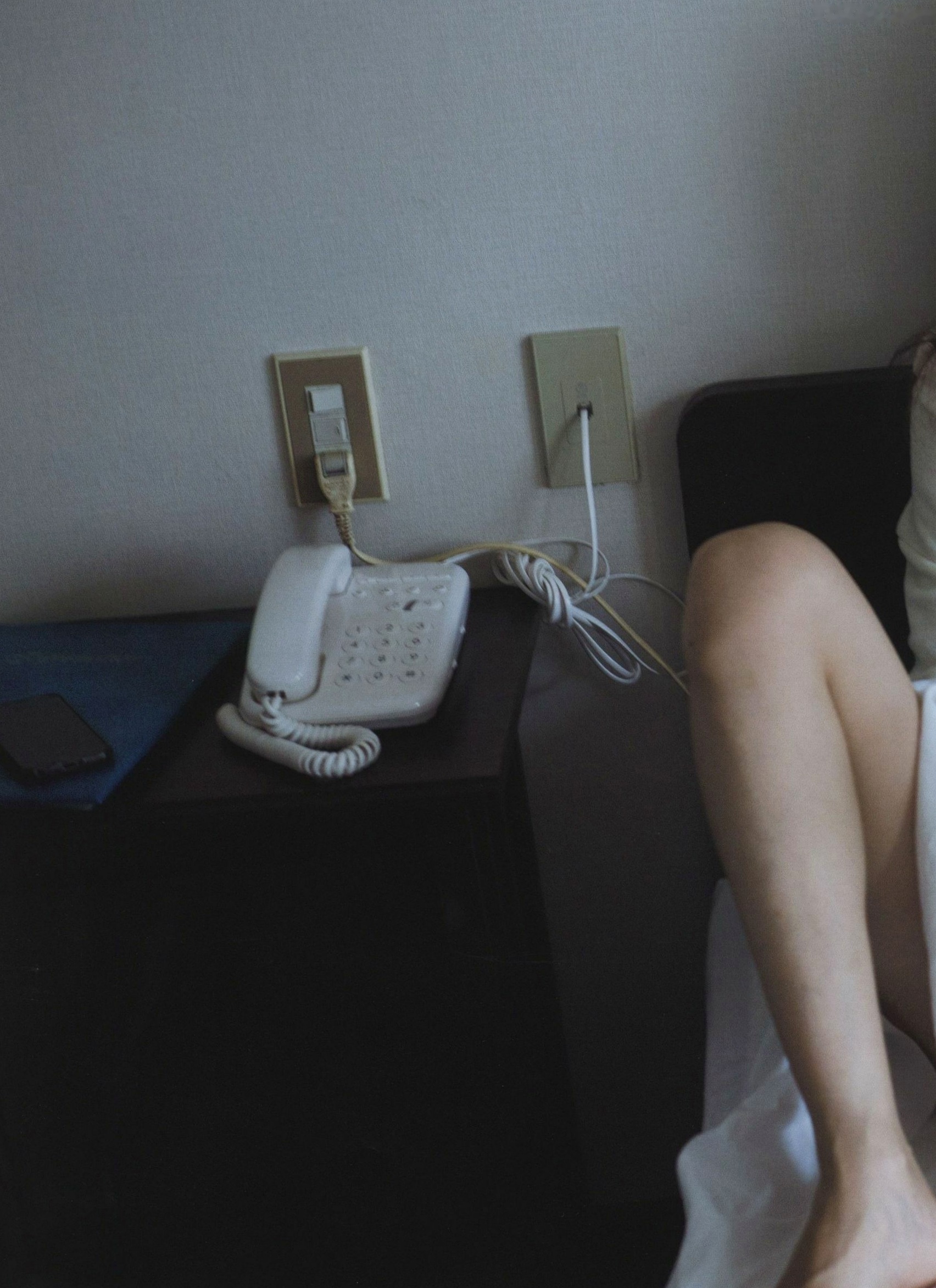 Gallery - PB写真集_中村愛美：《Lyin' Eyes》唯美纯真写真，高清捕捉自然户外与私房瞬间日本清纯私房照气质 中村爱美女神私房照_秀色女神 - image 4
