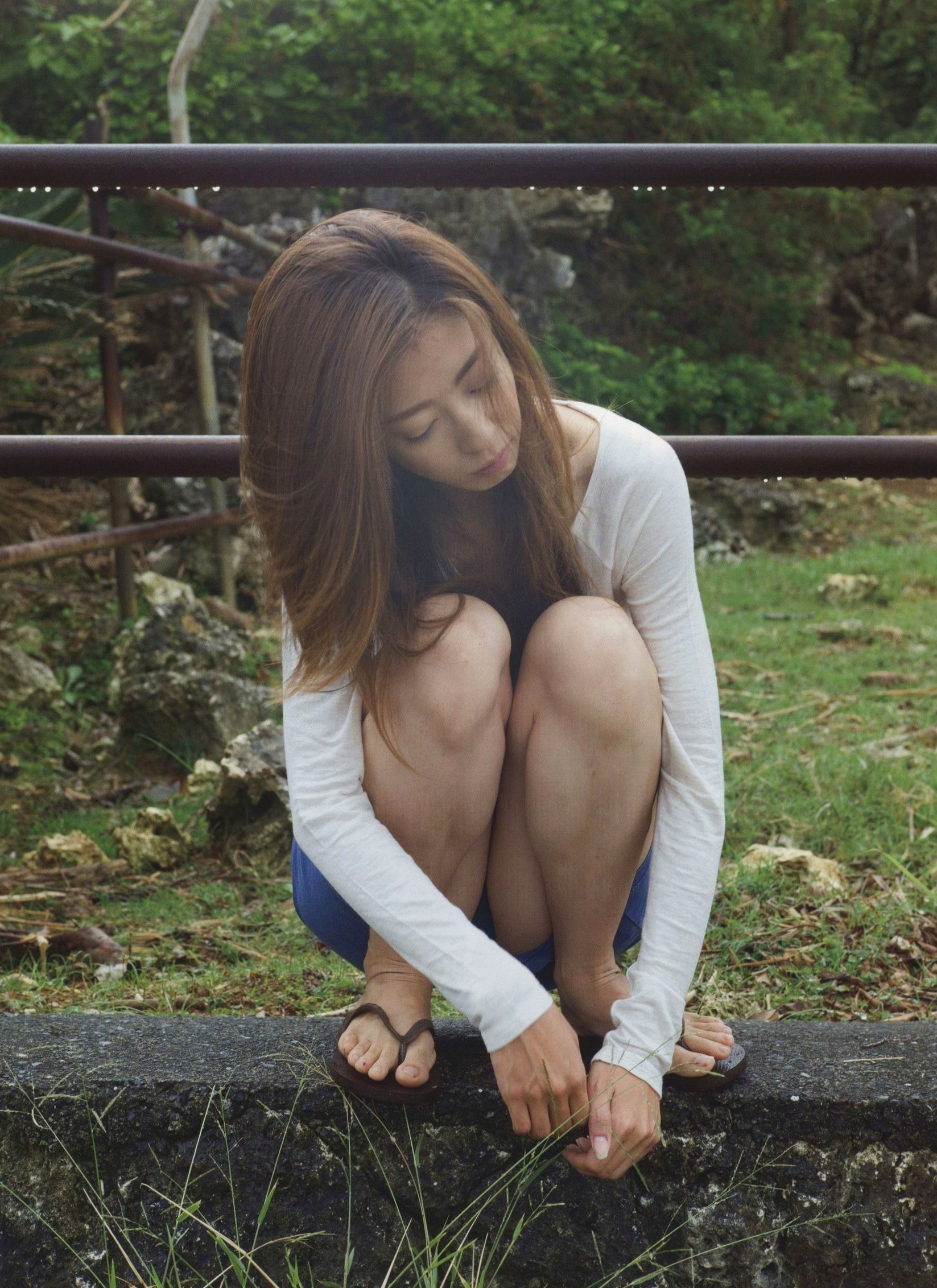 Gallery - PB写真集_中村愛美：《Lyin' Eyes》唯美纯真写真，高清捕捉自然户外与私房瞬间日本清纯私房照气质 中村爱美女神私房照_秀色女神 - image 36