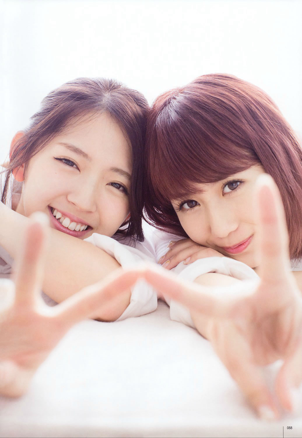 [UTB]高清写真图2015.05 西野七瀬 高柳明音 込山榛香 伊藤万理華 鞘師里保 鈴木愛理 岡井千聖 + 别册付録 白石麻衣 中元日芽香 深川麻衣 和田まあやの