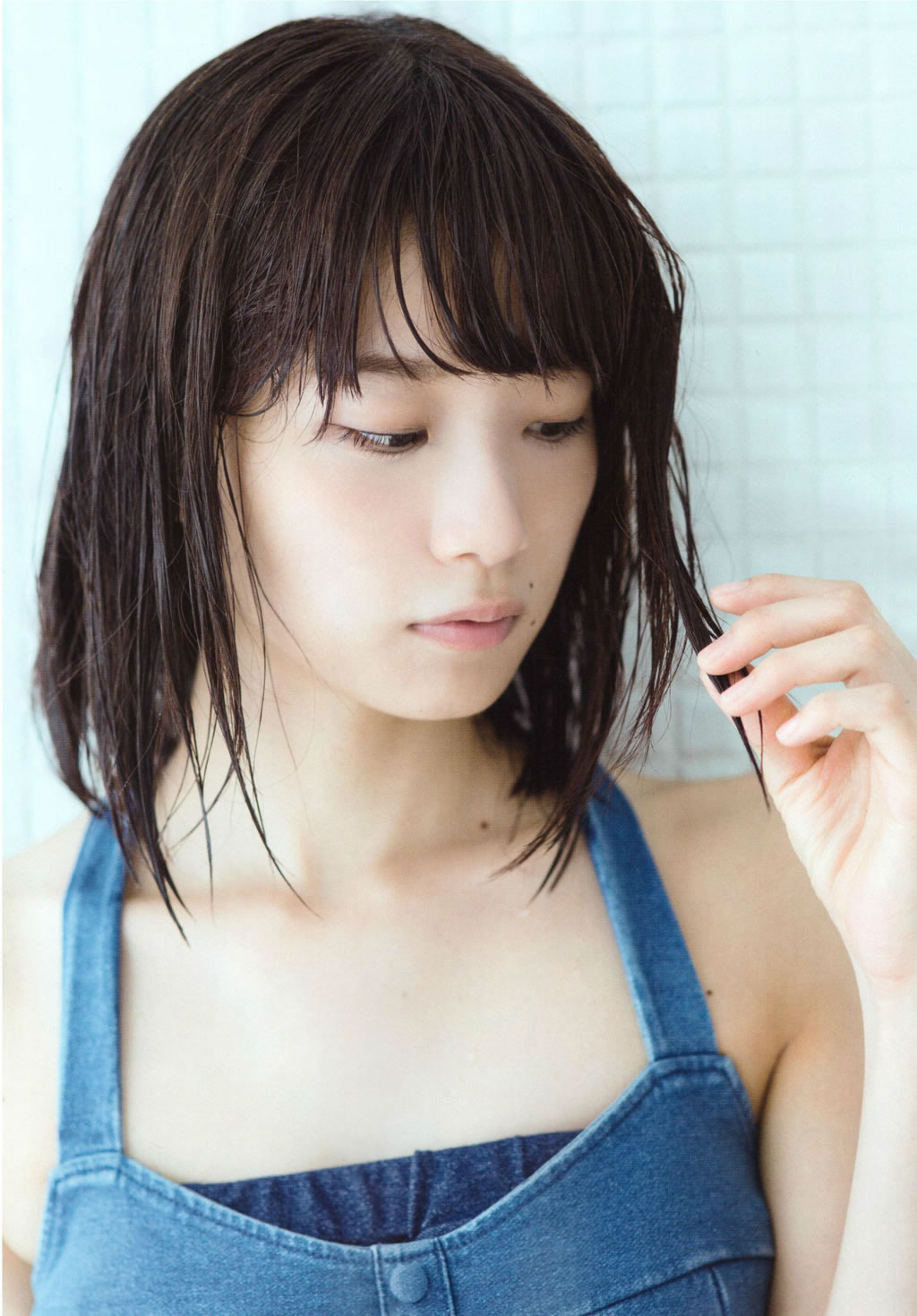 [UTB]高清写真图2015.05 西野七瀬 高柳明音 込山榛香 伊藤万理華 鞘師里保 鈴木愛理 岡井千聖 + 别册付録 白石麻衣 中元日芽香 深川麻衣 和田まあやの