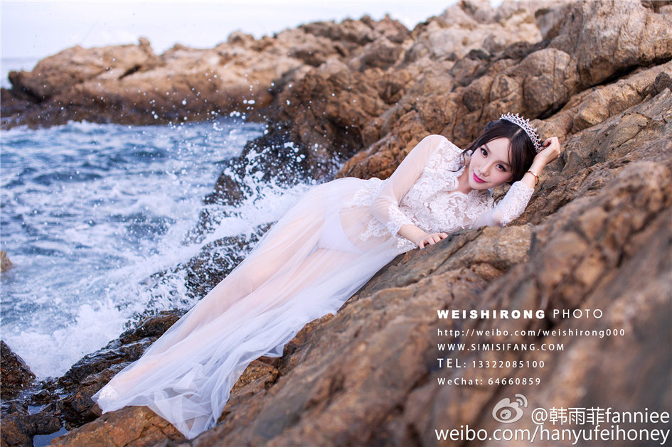 韩雨菲fanniee 平面模特性感个性写真图片
