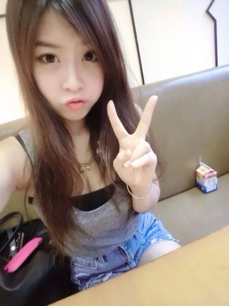 Yumi-脸蛋正身材凶的正妹