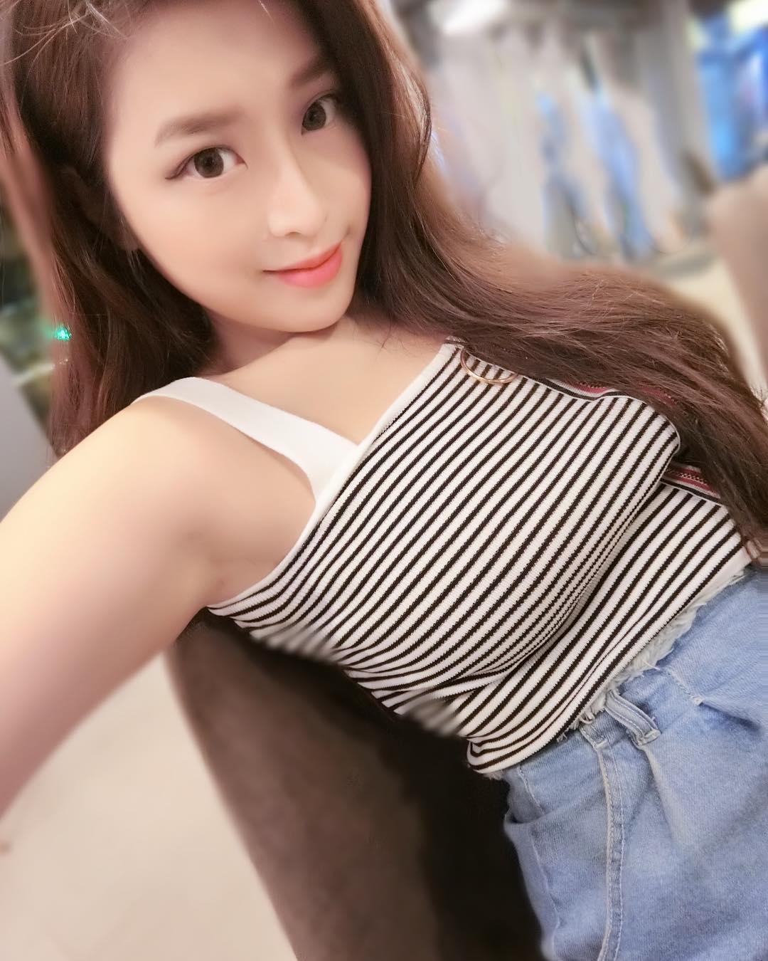 台湾极品妹子Yumi.K 身材超好的私房照
