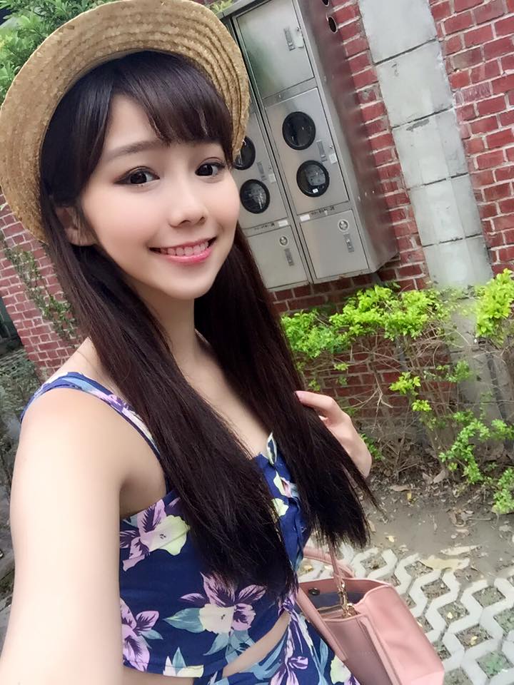陈蕴予 令人怦然心动的美腿甜心